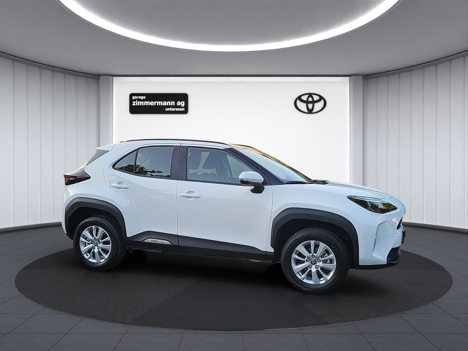 TOYOTA Yaris Cross 1.5 VVT-i HSD Comf-image-3