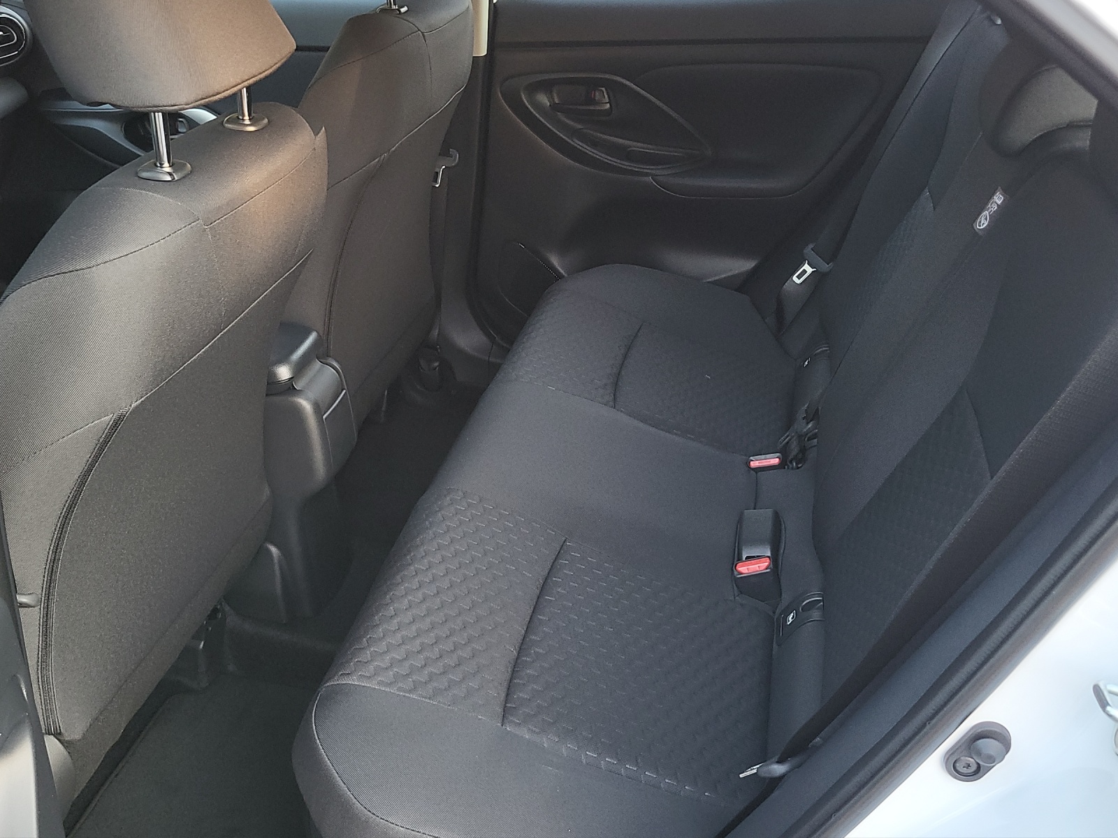 TOYOTA Yaris Cross 1.5 VVT-i HSD Comf-image-14