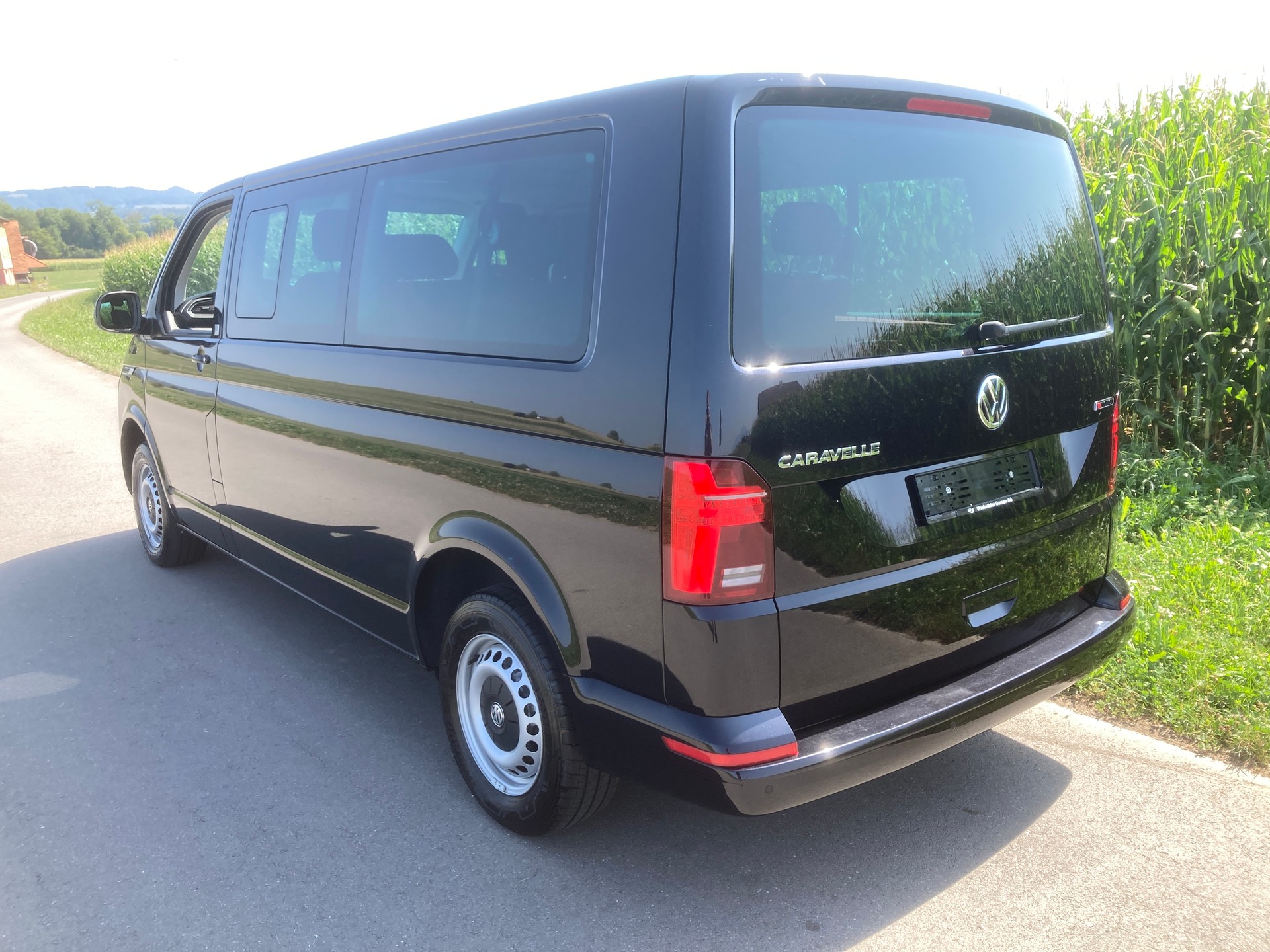 VW T6.1 2.0 TDI 4Motion DSG-image-3