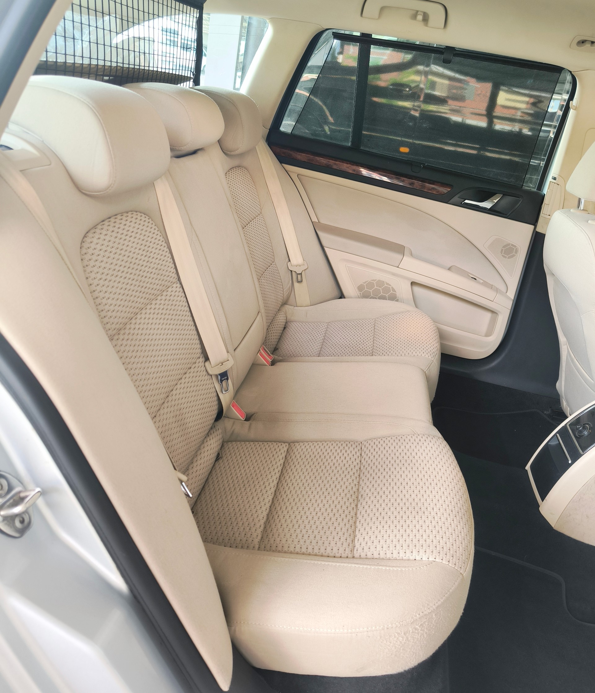 SKODA Superb Combi 3.6 FSI Elegance 4x4 DSG-image-8