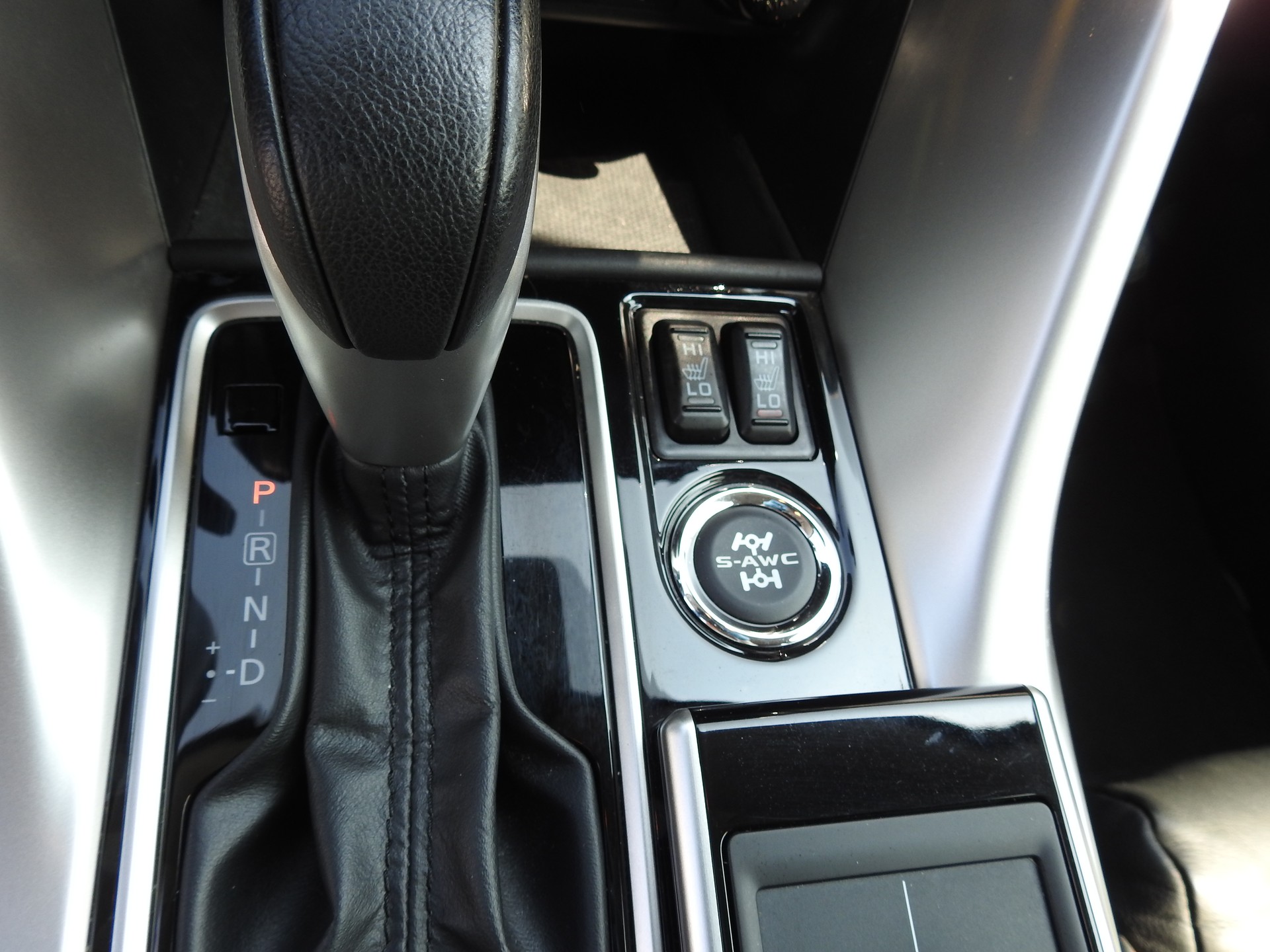 MITSUBISHI Eclipse Cross 1.5 T-Mivec Diamond 4WD CVT-image-20