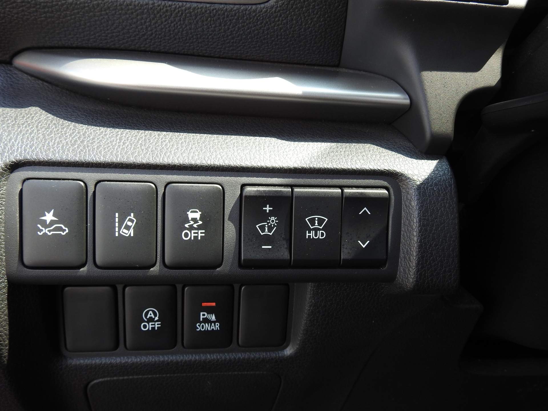 MITSUBISHI Eclipse Cross 1.5 T-Mivec Diamond 4WD CVT-image-23