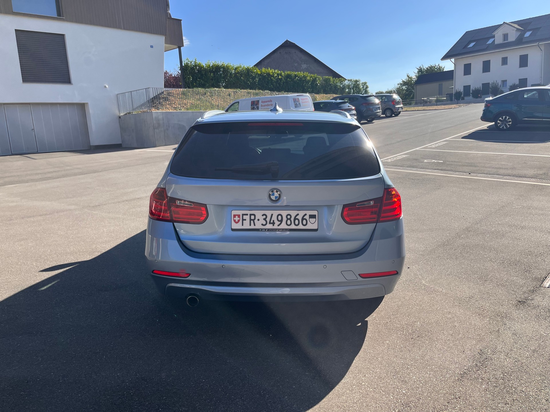 BMW 320d EfficD Edition-image-2