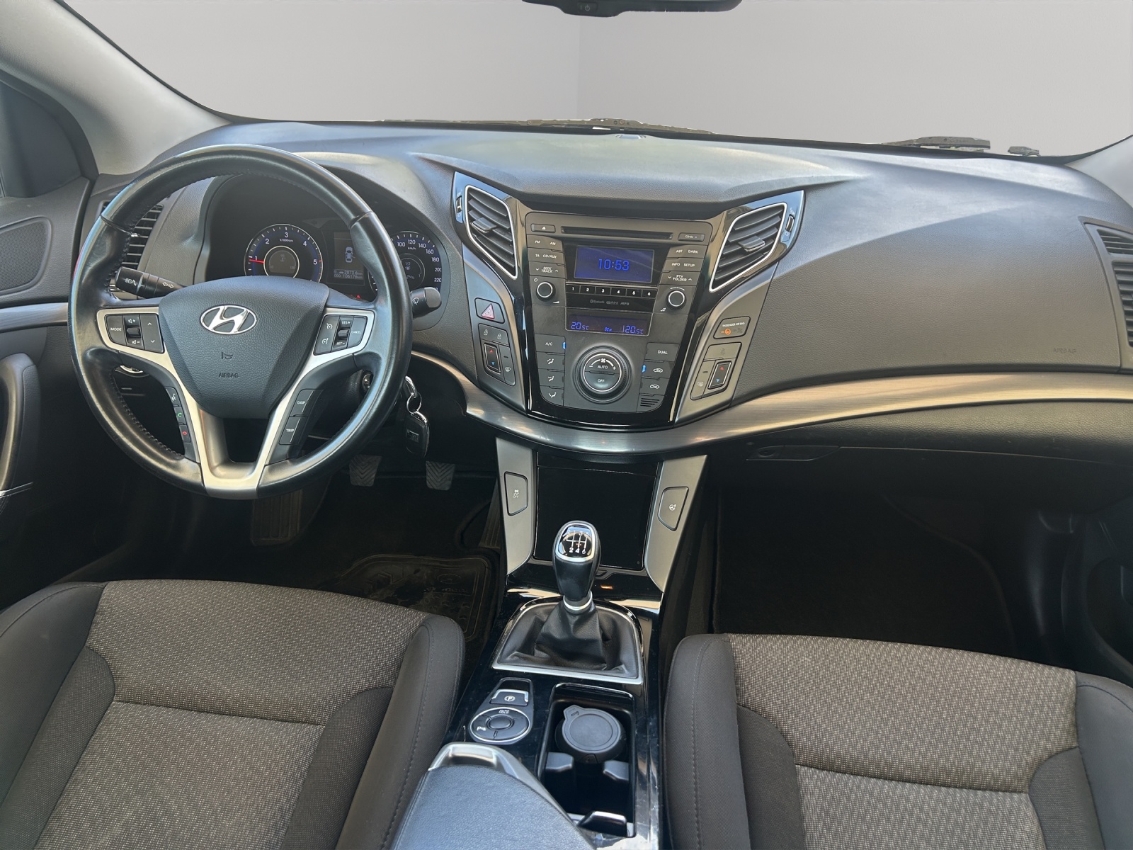HYUNDAI I40 1.7 Diesel Limousine-image-8
