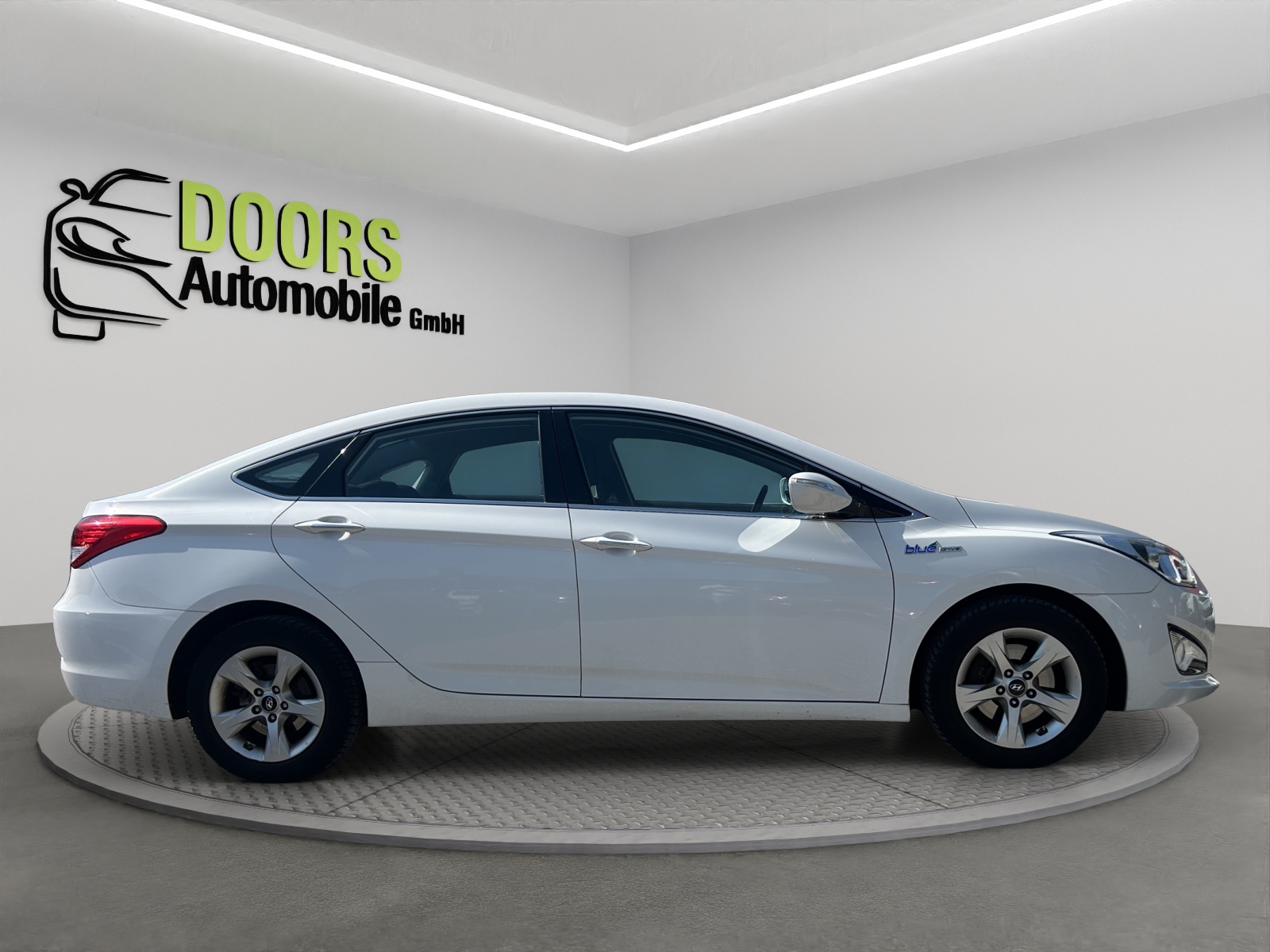 HYUNDAI I40 1.7 Diesel Limousine-image-6