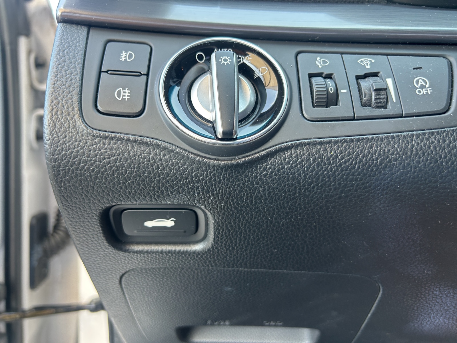 HYUNDAI I40 1.7 Diesel Limousine-image-16