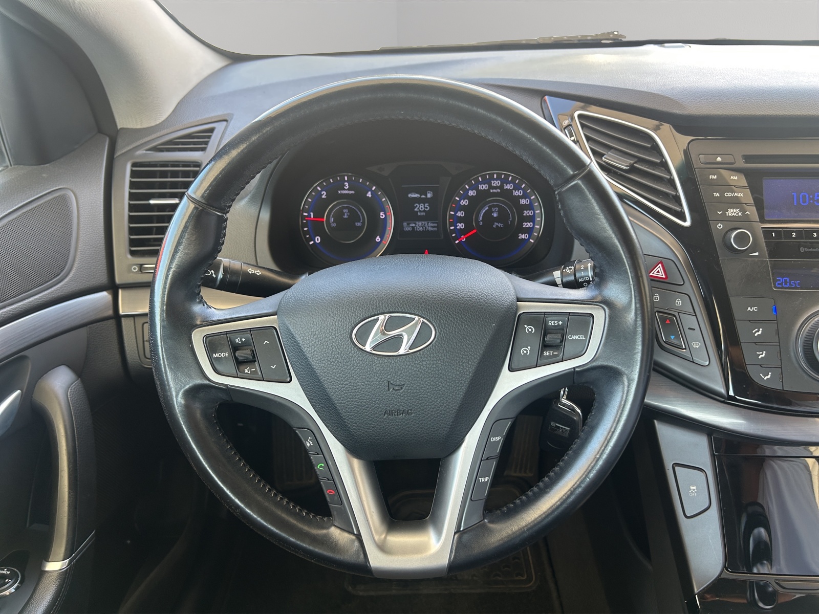 HYUNDAI I40 1.7 Diesel Limousine-image-13
