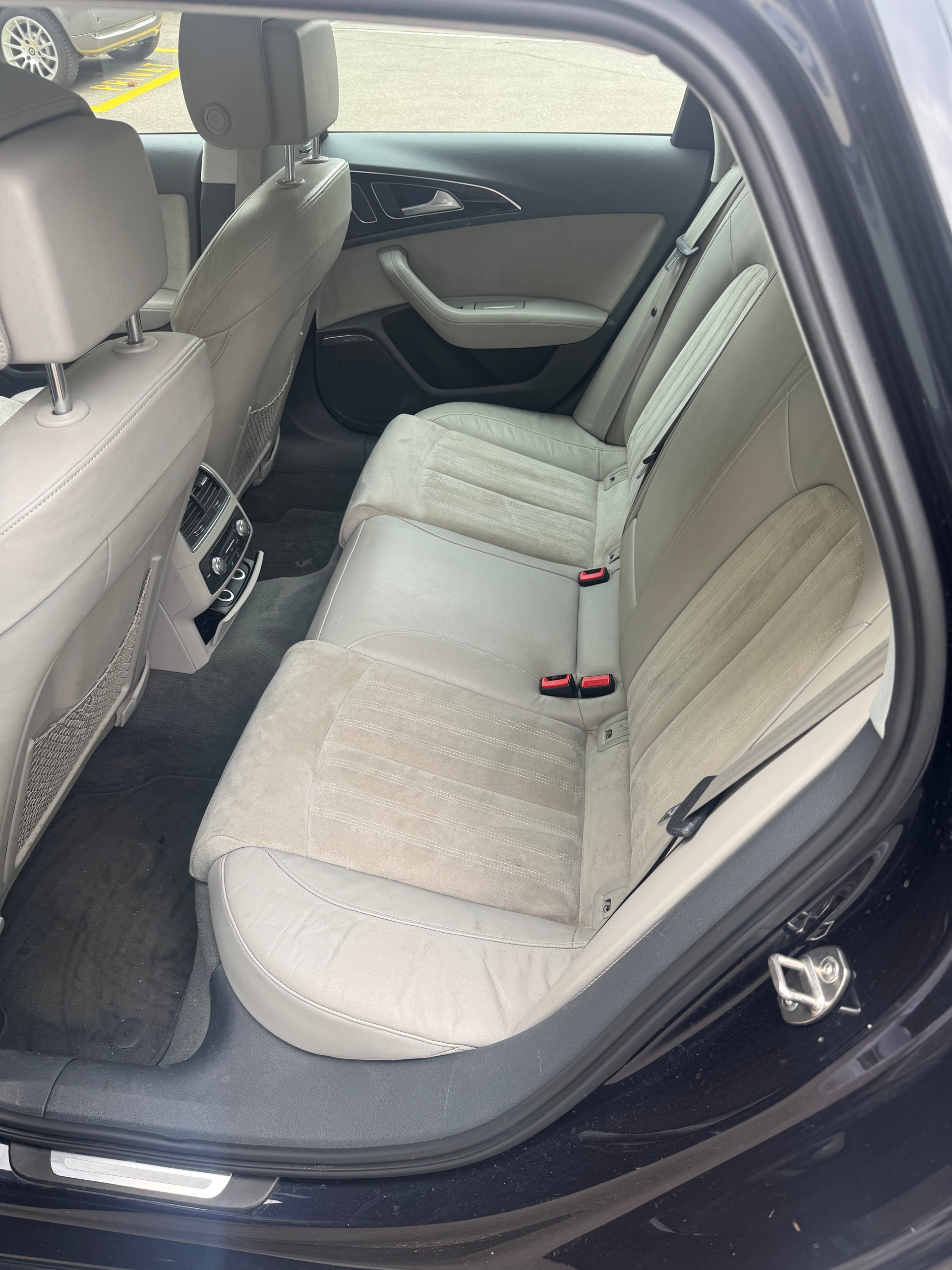 AUDI A6 Avant 3.0 TDI V6 quattro S-tronic-image-12