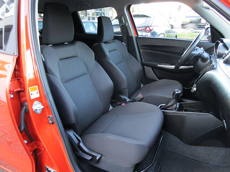 SUZUKI Swift 1.2 Compact Top Hybrid CVT-image-14