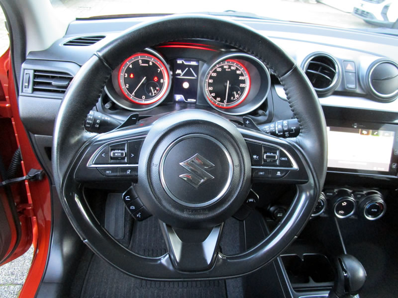 SUZUKI Swift 1.2 Compact Top Hybrid CVT-image-6