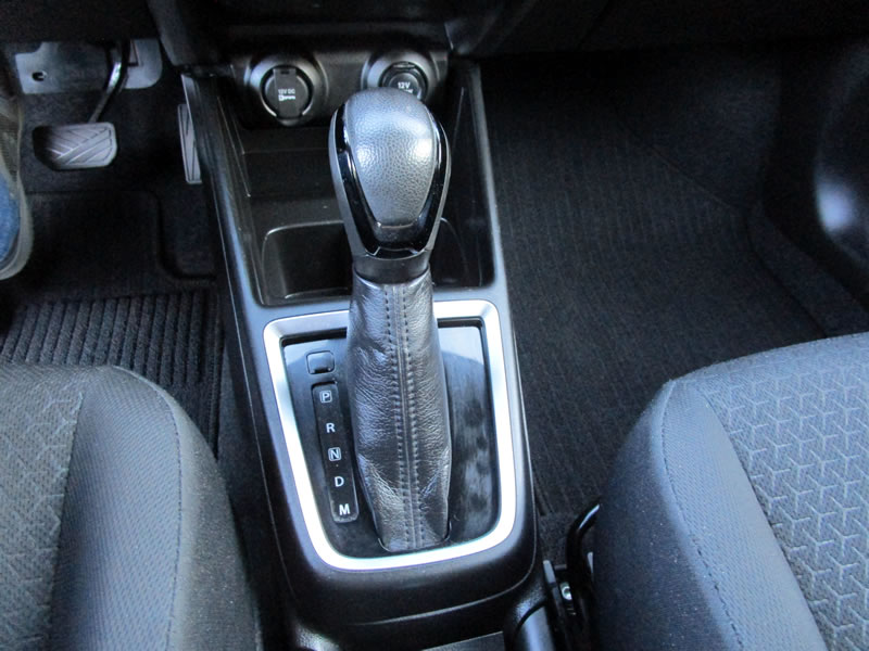 SUZUKI Swift 1.2 Compact Top Hybrid CVT-image-18
