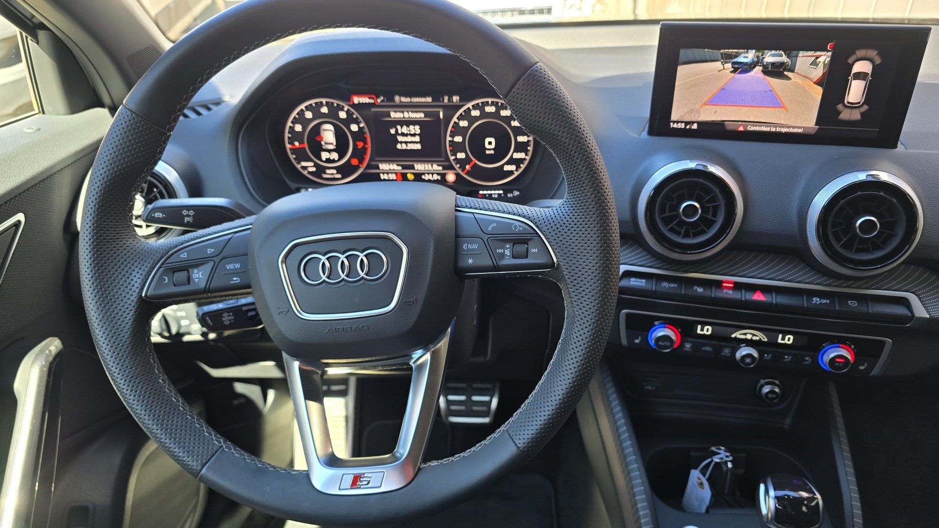 AUDI Q2 35 TFSI S line S-tronic-image-11