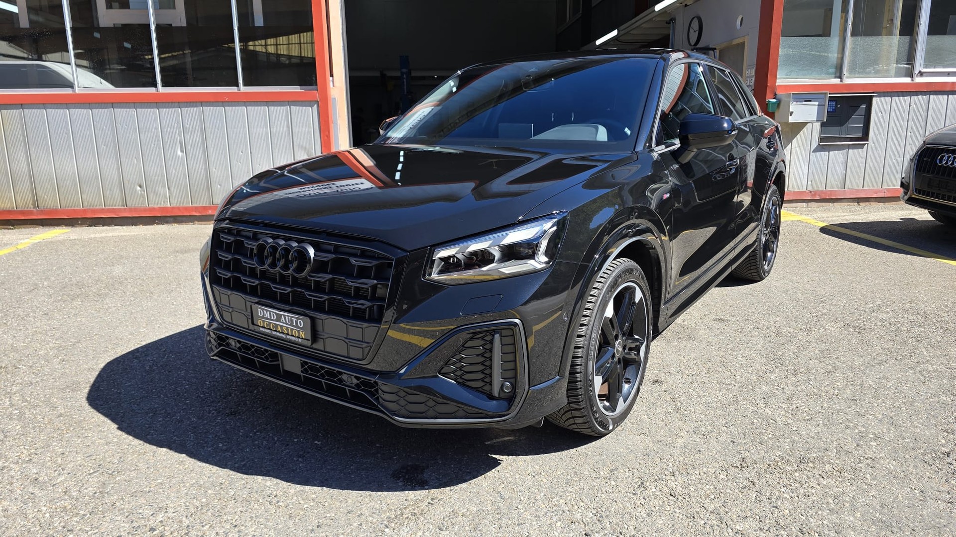 AUDI Q2 35 TFSI S line S-tronic-image-0