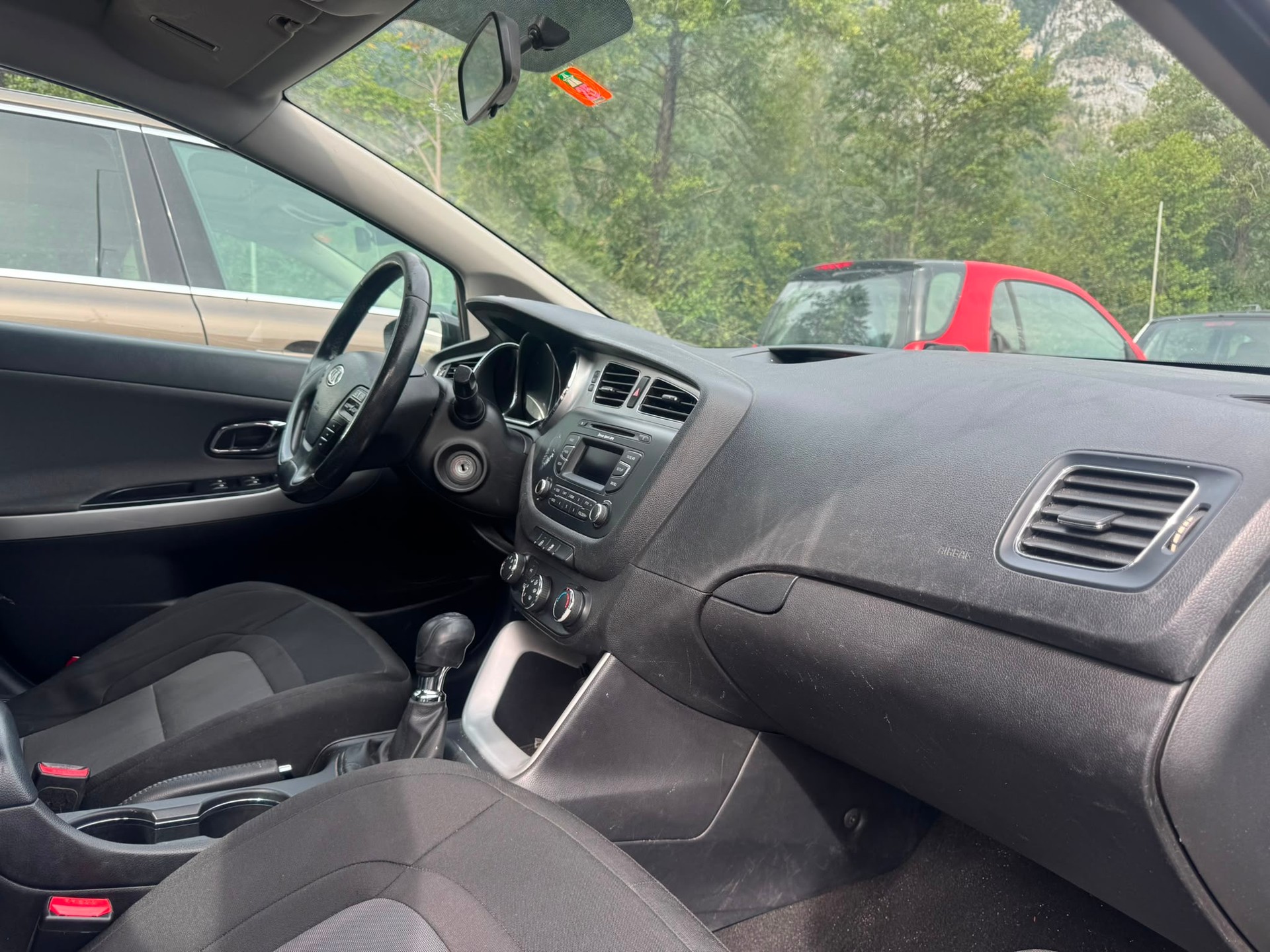KIA Cee'd Sportswagon 1.6 GDi Classic-image-14