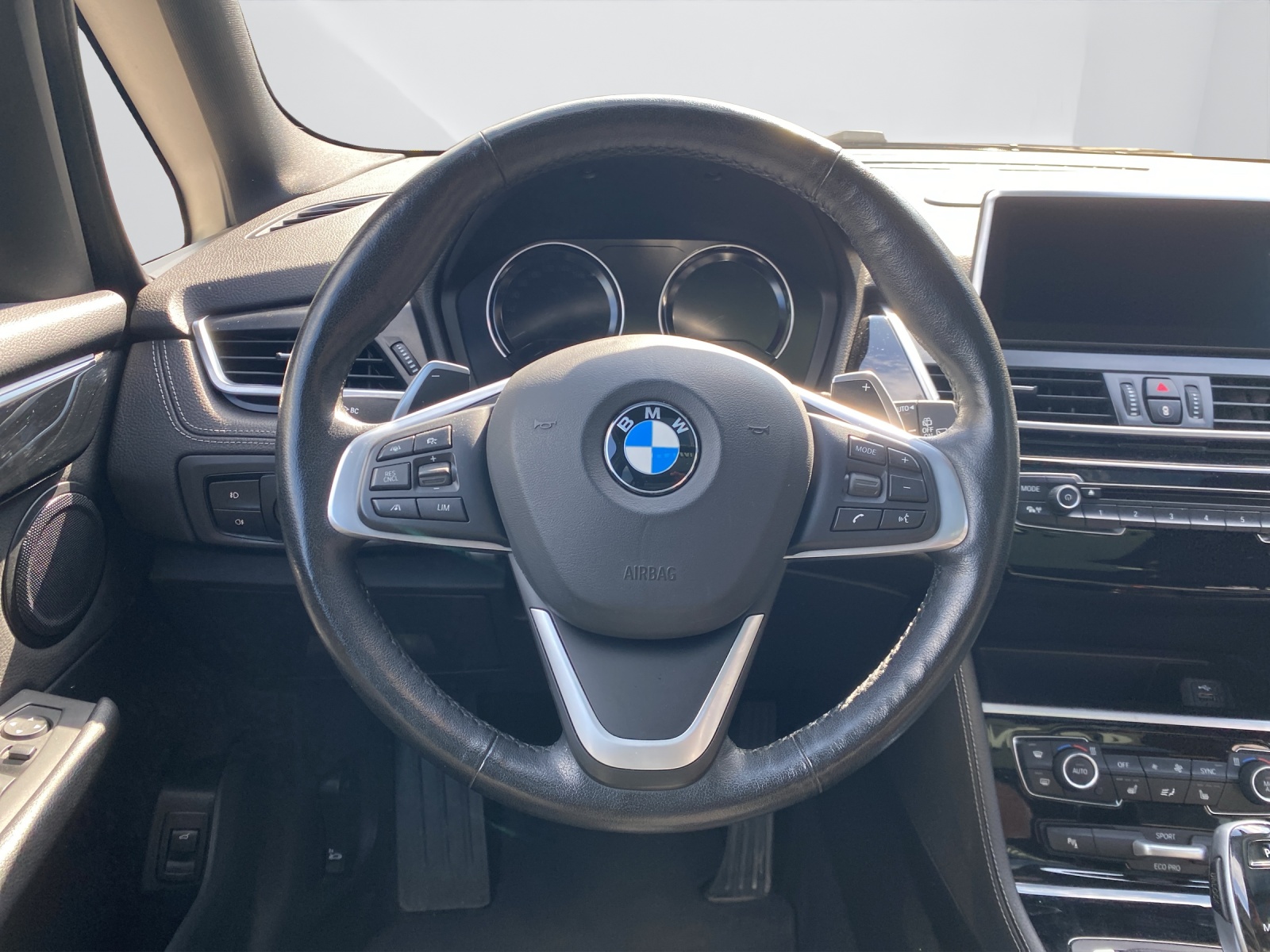 BMW 218d xDrive SAG Gran Tourer-image-16