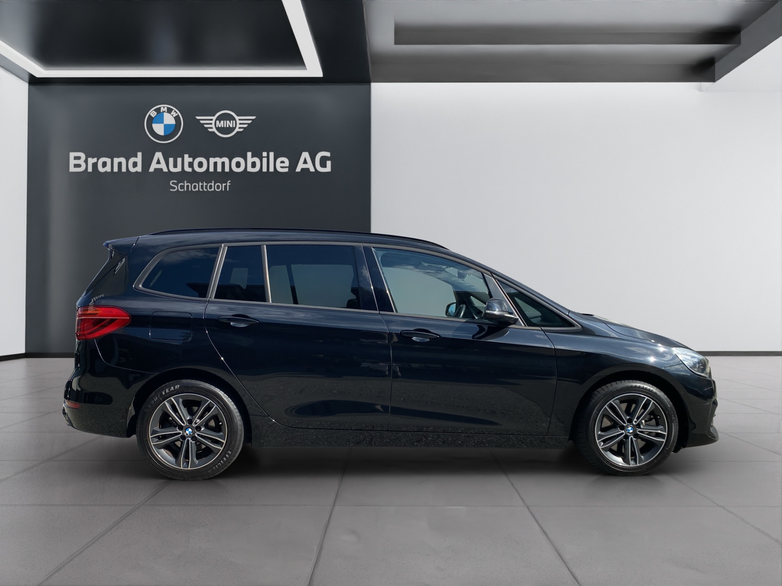 BMW 218d xDrive SAG Gran Tourer-image-5