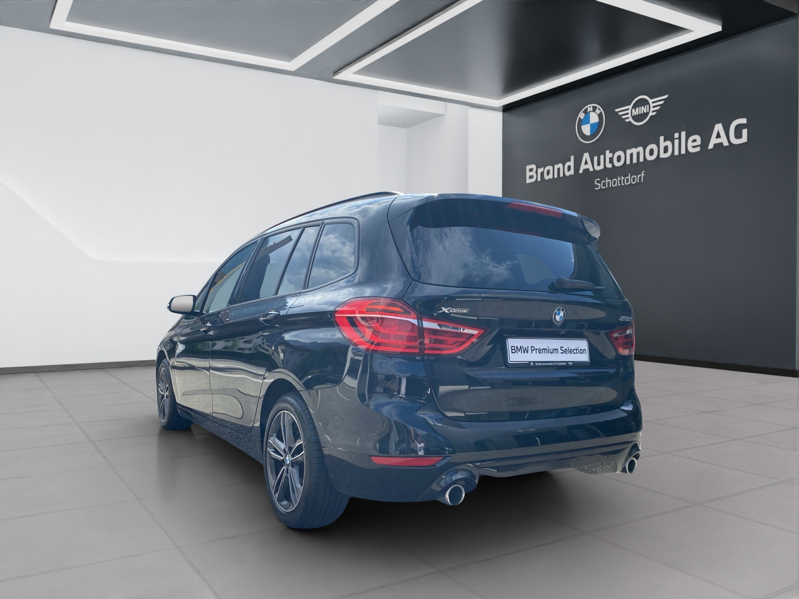 BMW 218d xDrive SAG Gran Tourer-image-2