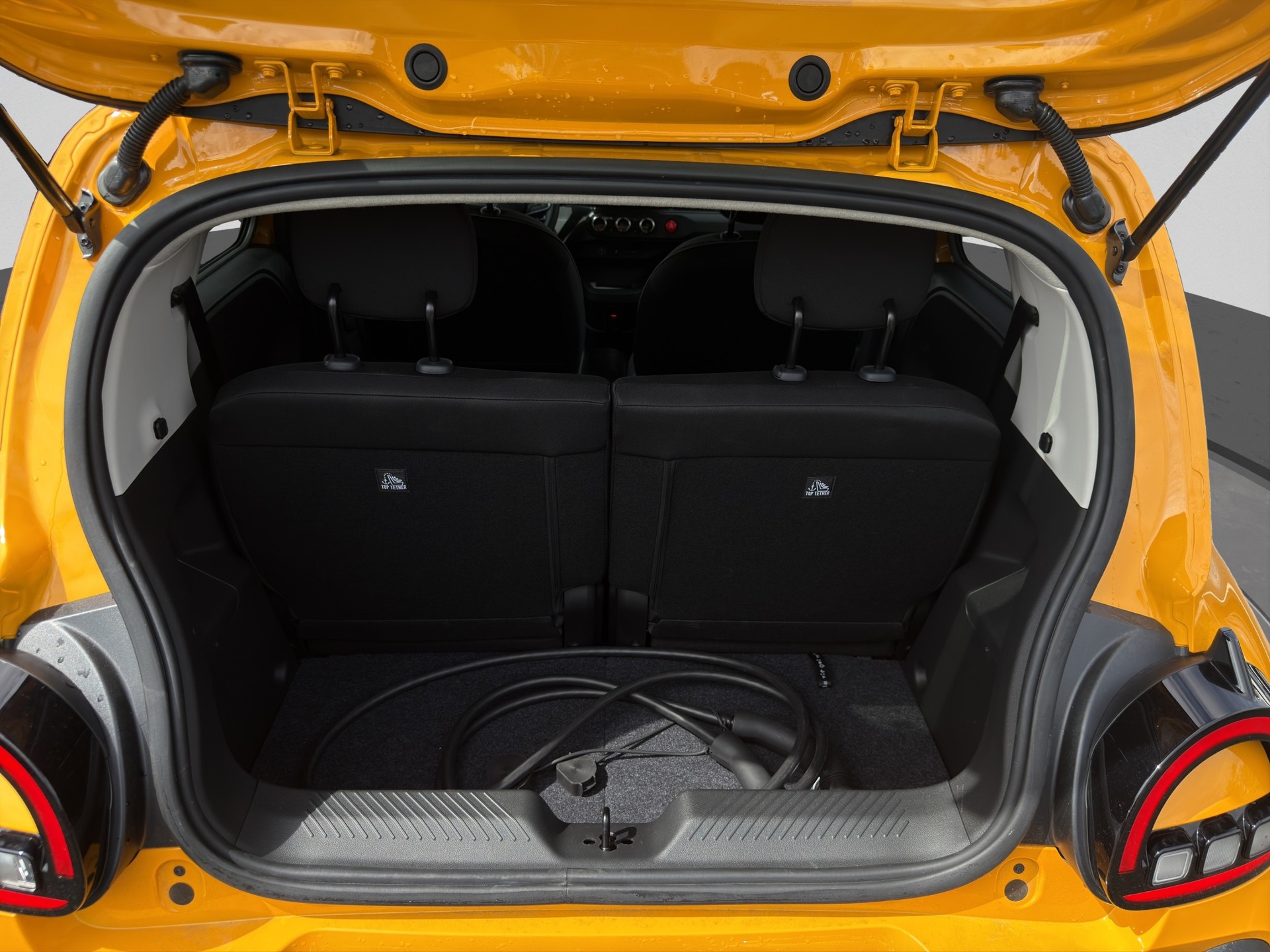 RENAULT Twingo E-Tech 27kWh Techno-image-14