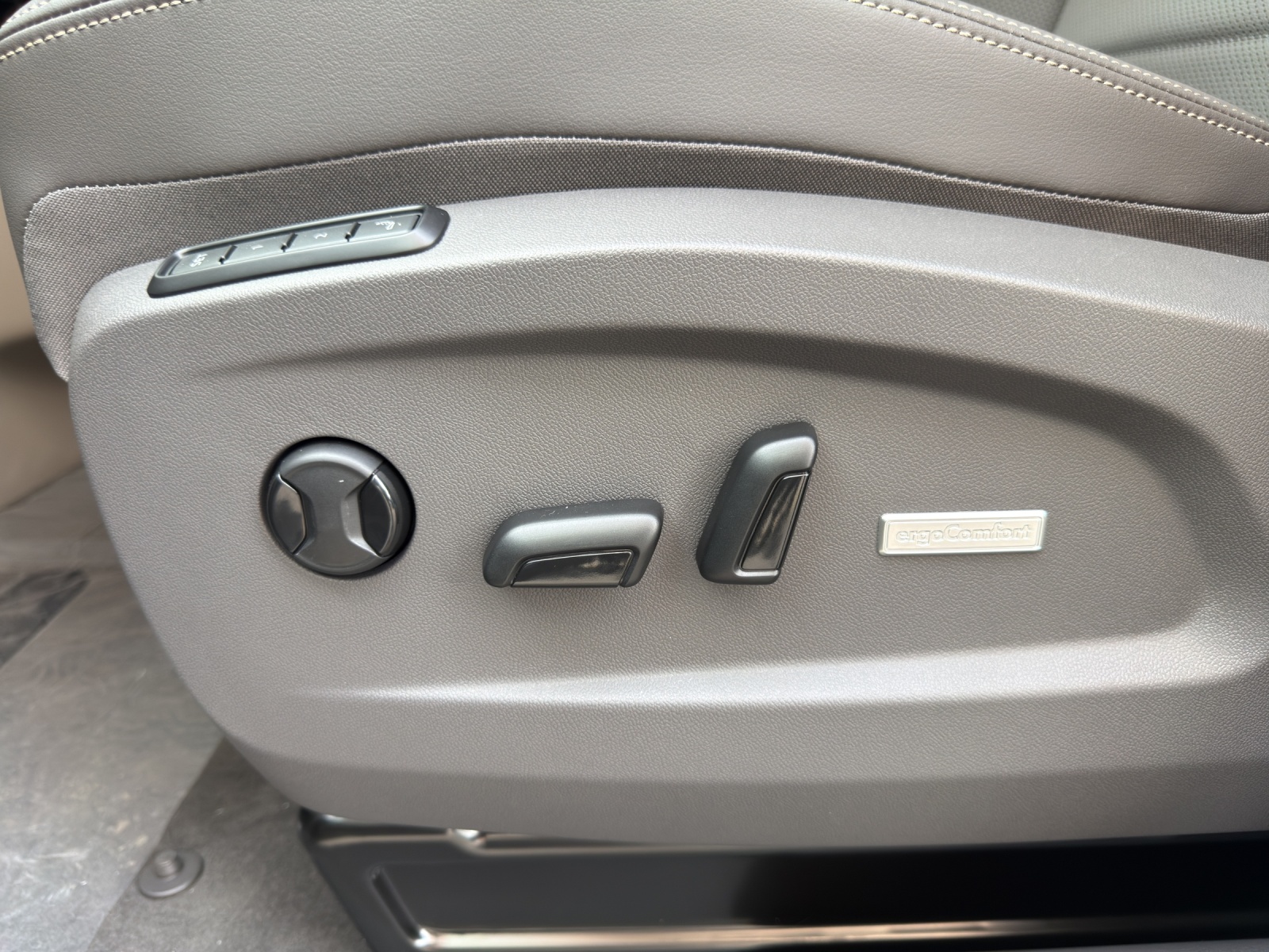 VW Multivan 2.0 TDI Style Liberty DSG-image-15