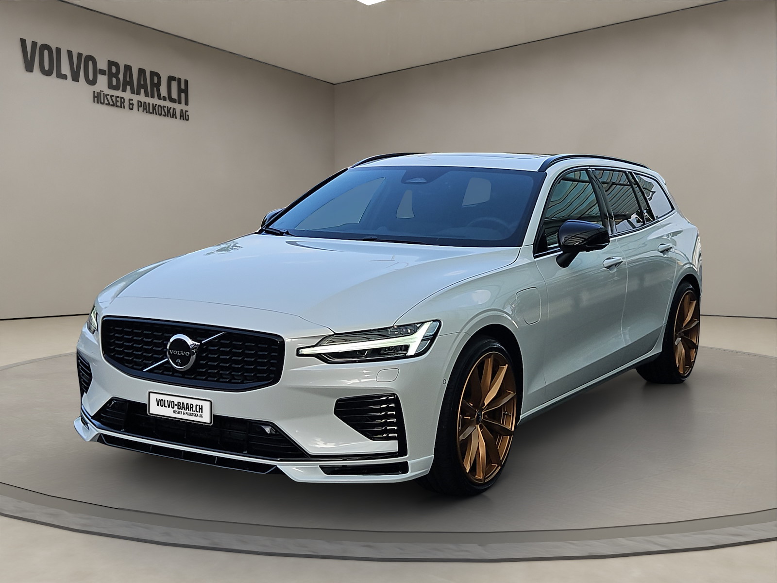 VOLVO V60 2.0 T6 TE Ultra Dark eAWD-image-0
