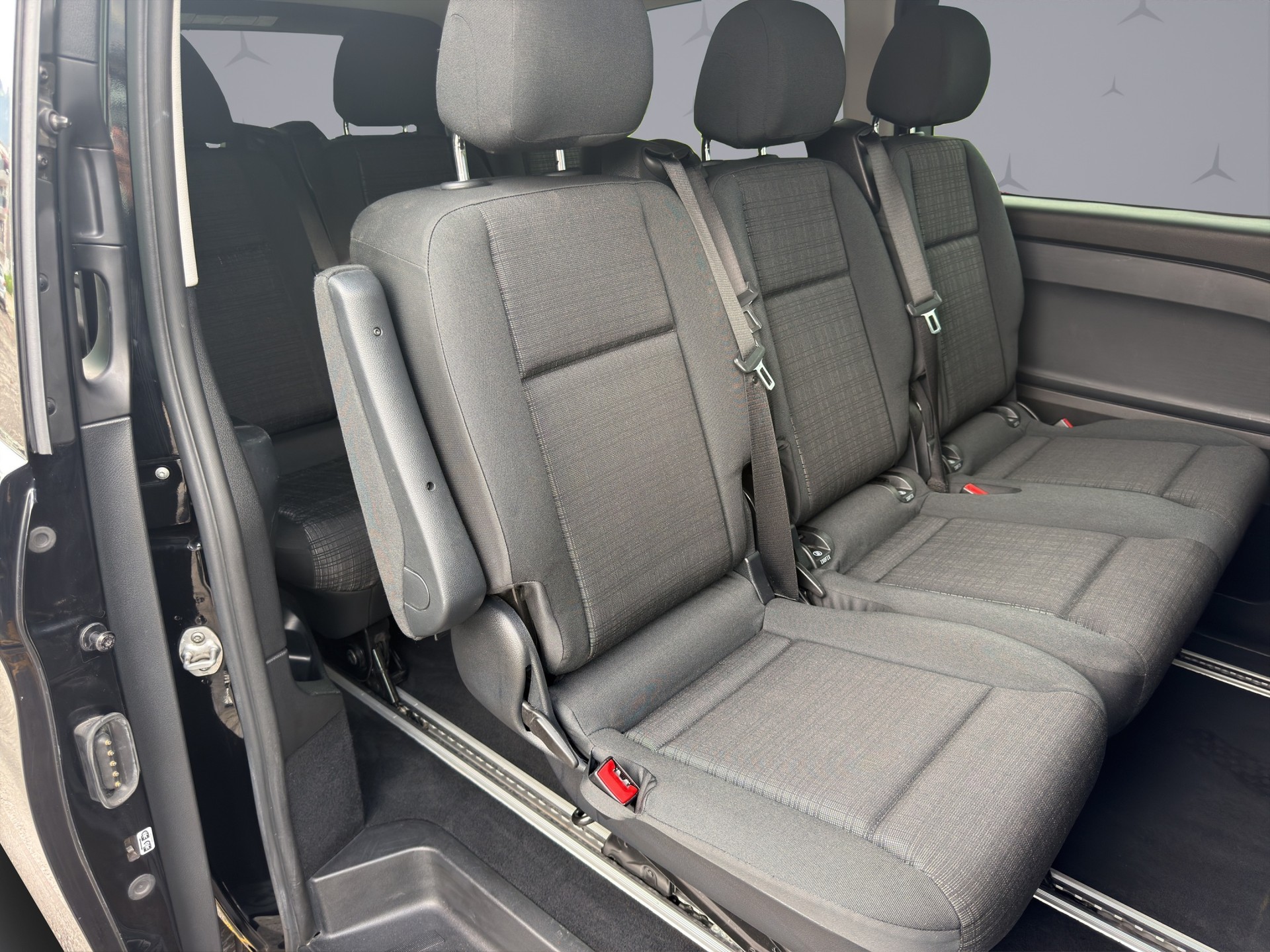 MERCEDES-BENZ Vito 116 Kombi L 2.0 CDI Select-image-19