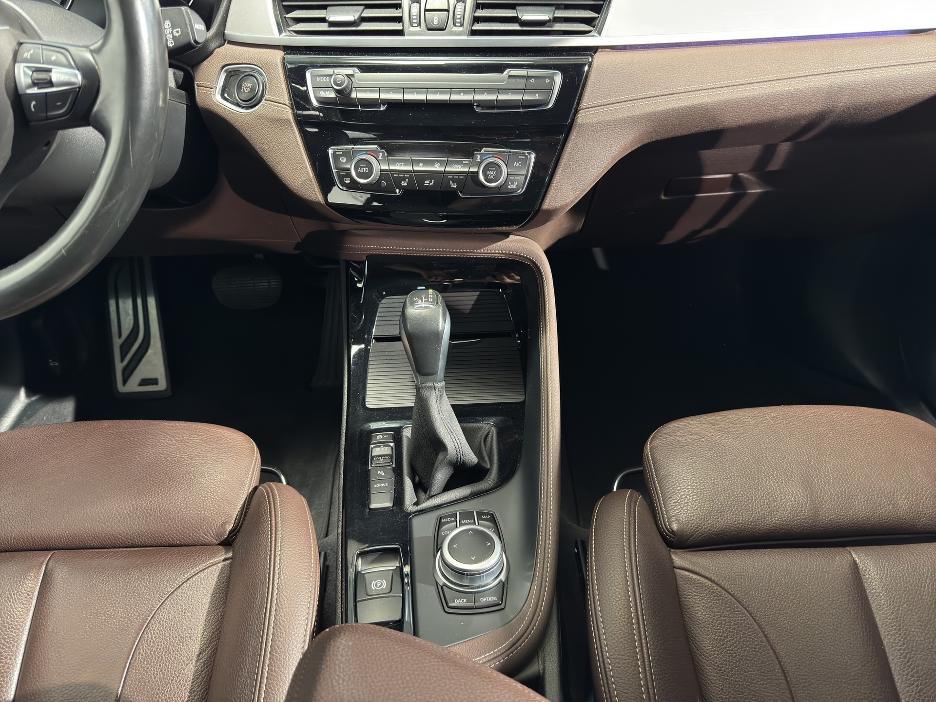 BMW X1 25e xDrive-image-19