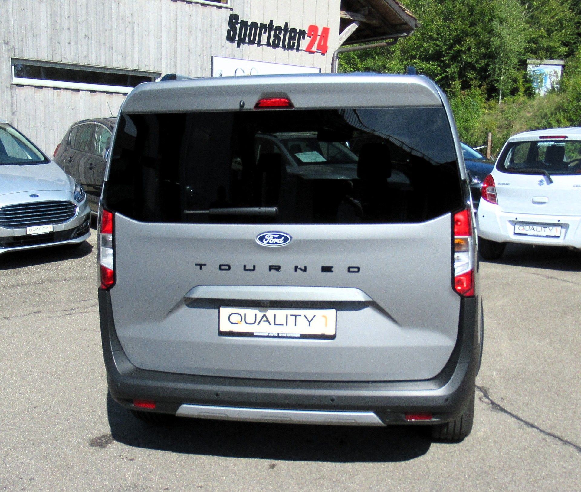 FORD Tourneo Courier 1.0 EcoBoost Active Automat-showroom-element-3