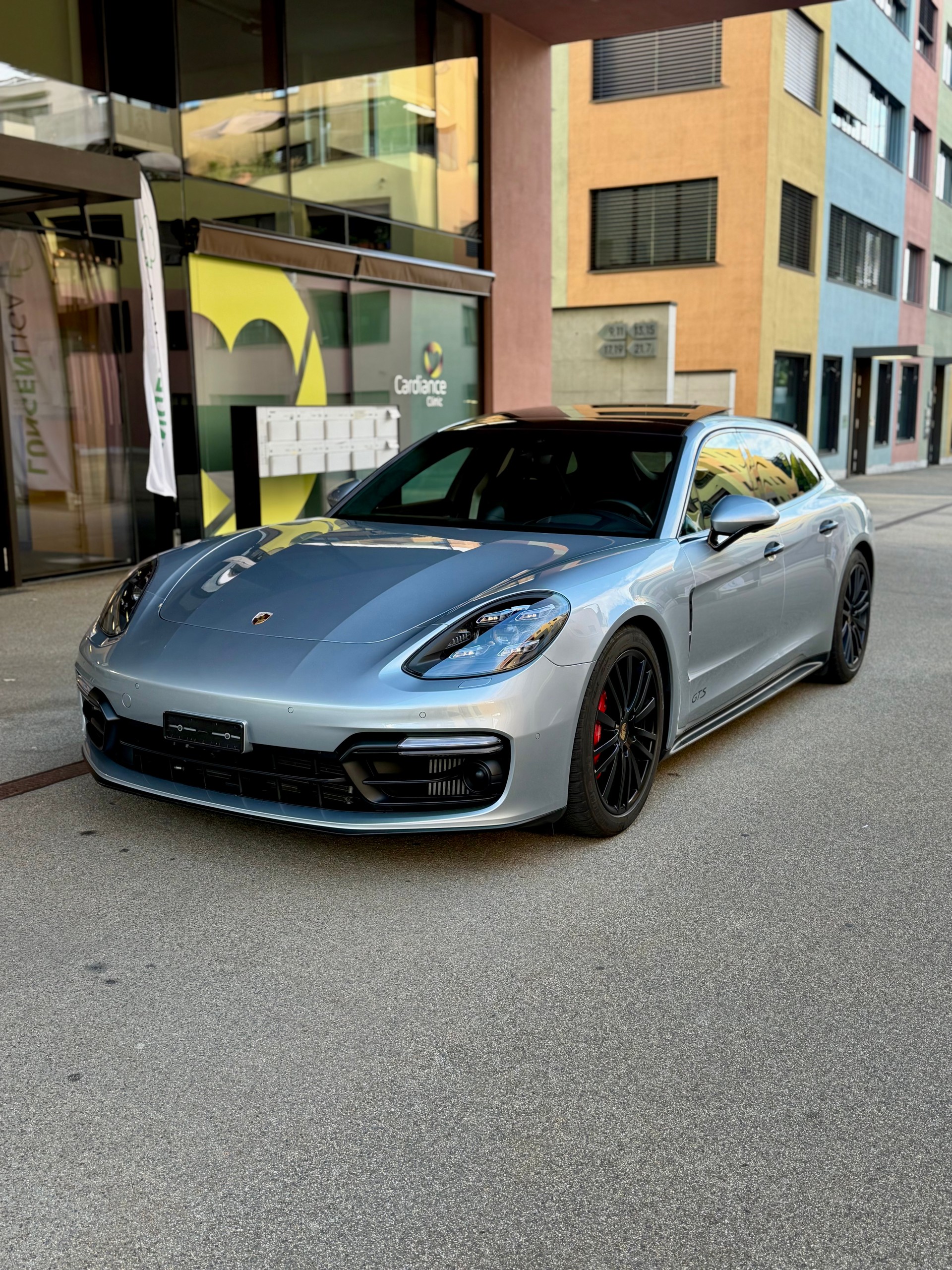 PORSCHE 4.0 V8 GTS