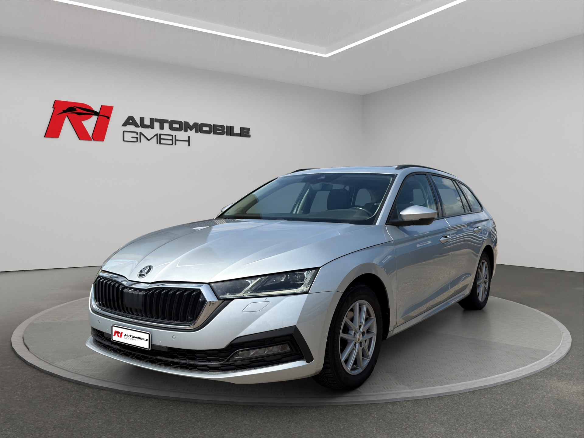SKODA Octavia Combi 2.0 TDI DSG Ambition