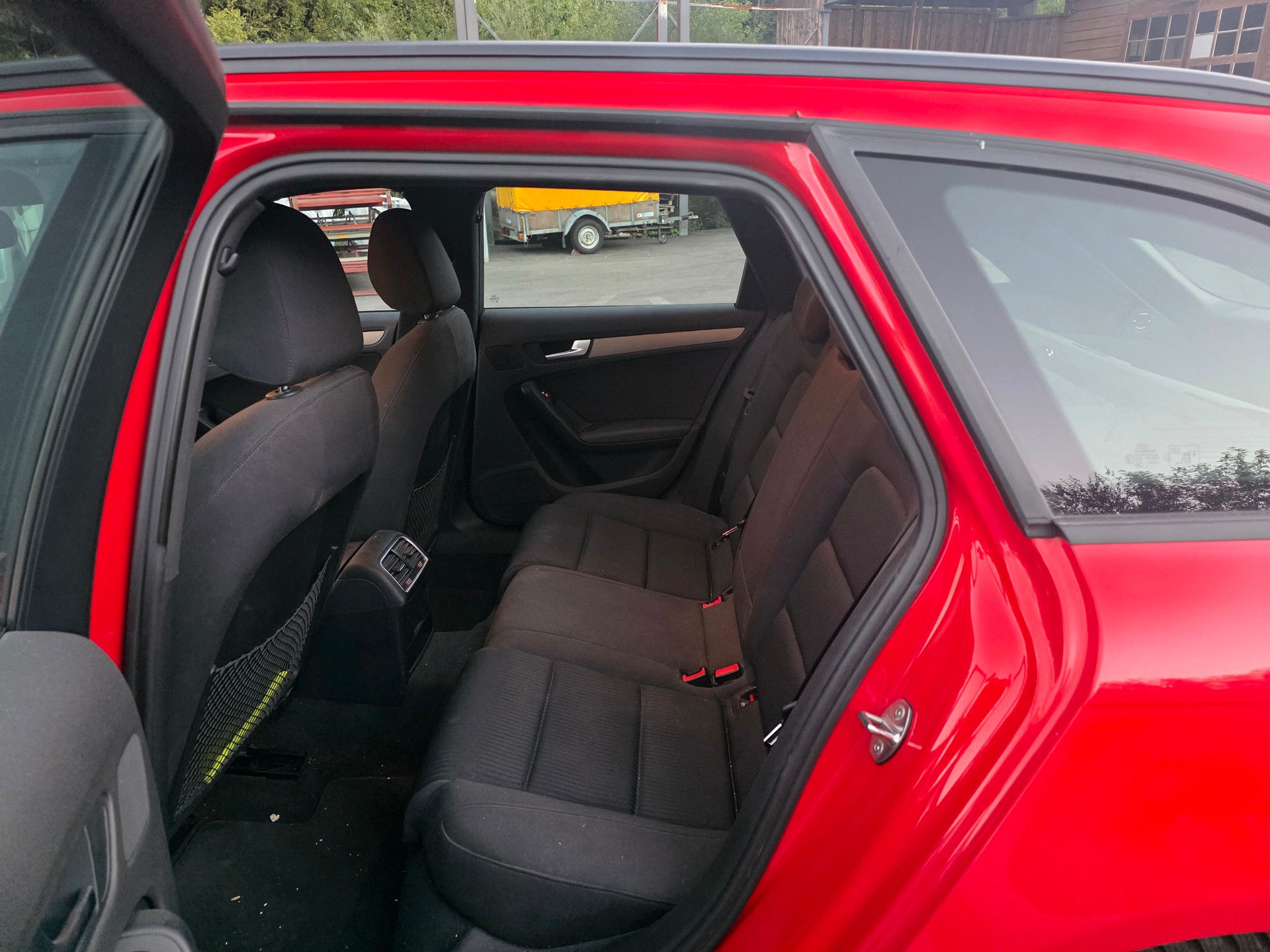 AUDI A4 Avant 1.8 TFSI quattro-image-10