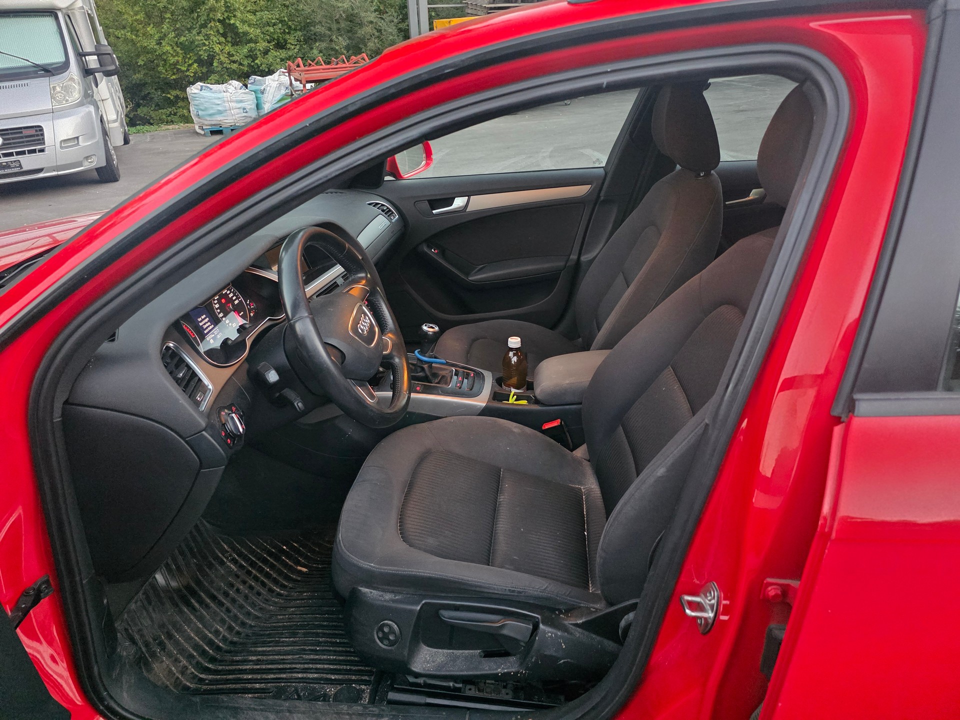 AUDI A4 Avant 1.8 TFSI quattro-image-9