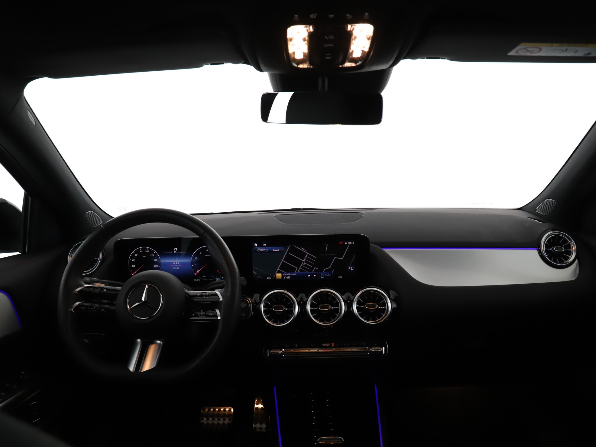 MERCEDES-BENZ GLA 250 4Matic Swiss Star-image-10