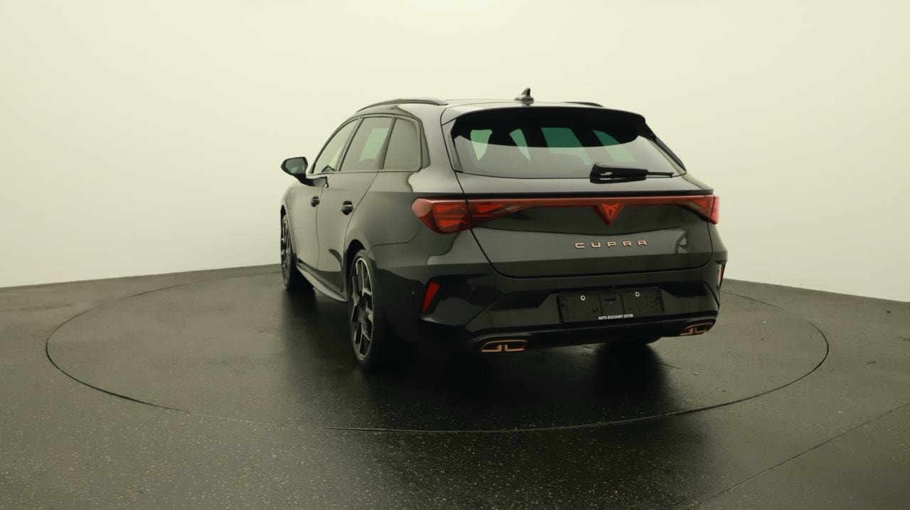 CUPRA LEON ST 1.5 e-HYBRID pHEV VZ DSG-image-3