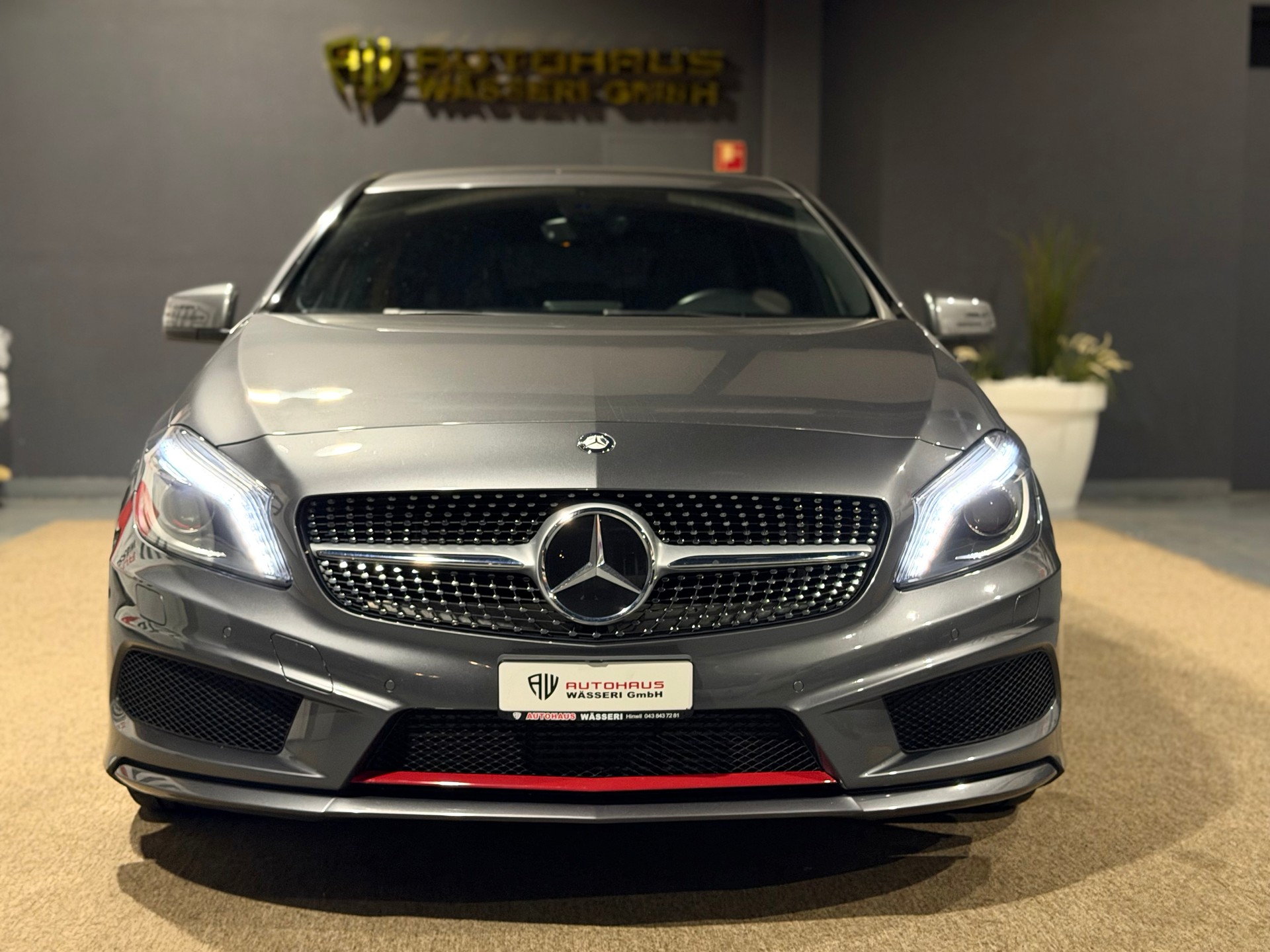 MERCEDES-BENZ A 250 AMG Line 4Matic 7G-DCT-image-7