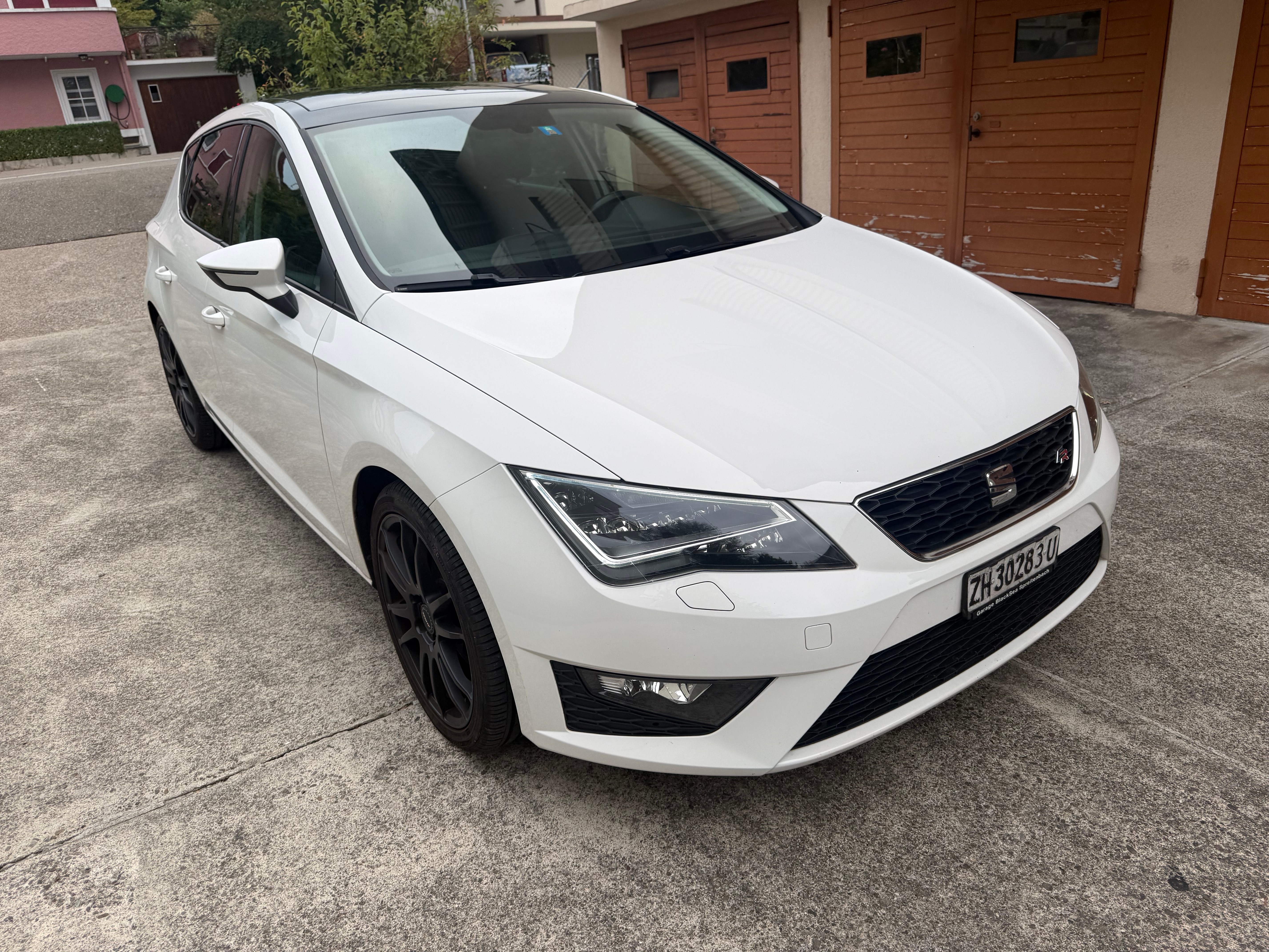 SEAT Leon 1.4 TSI FR — slika 1