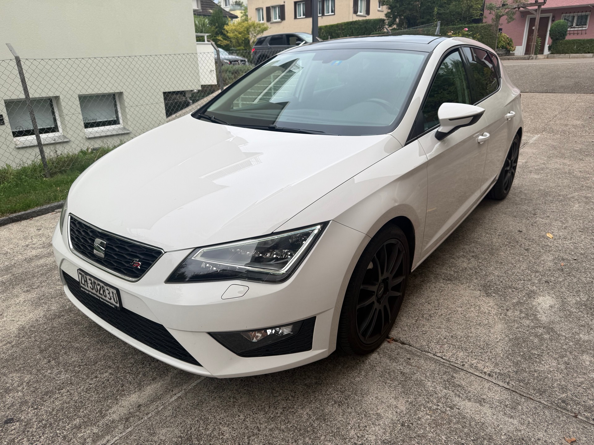SEAT Leon 1.4 TSI FR-image-1