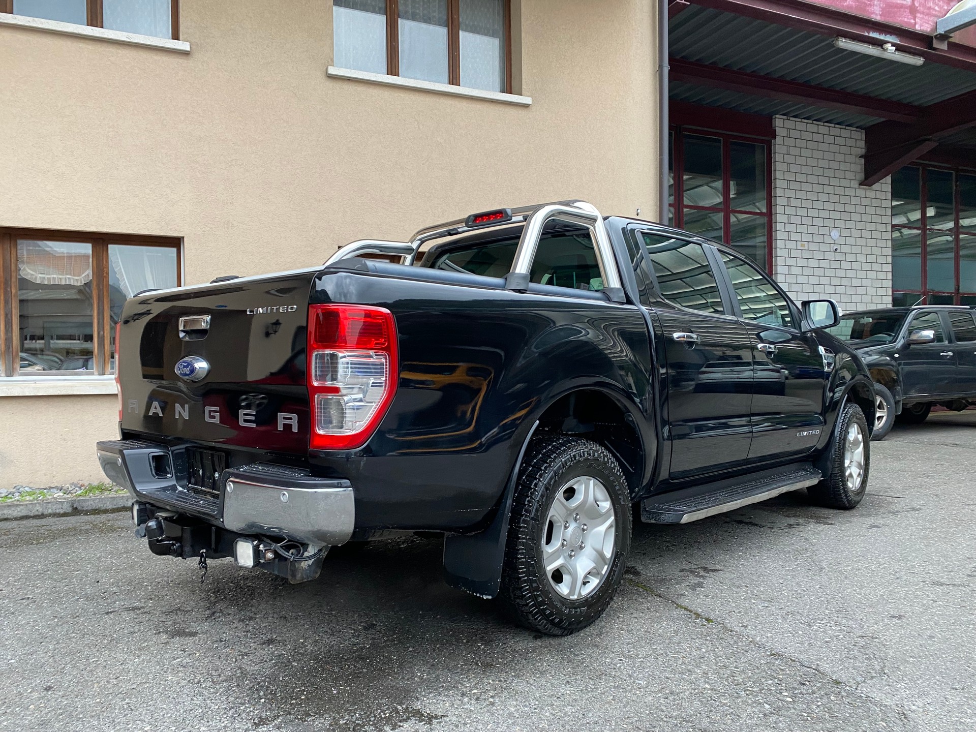 FORD Ranger LTD 3.2 TDCi 4x4 A-image-9