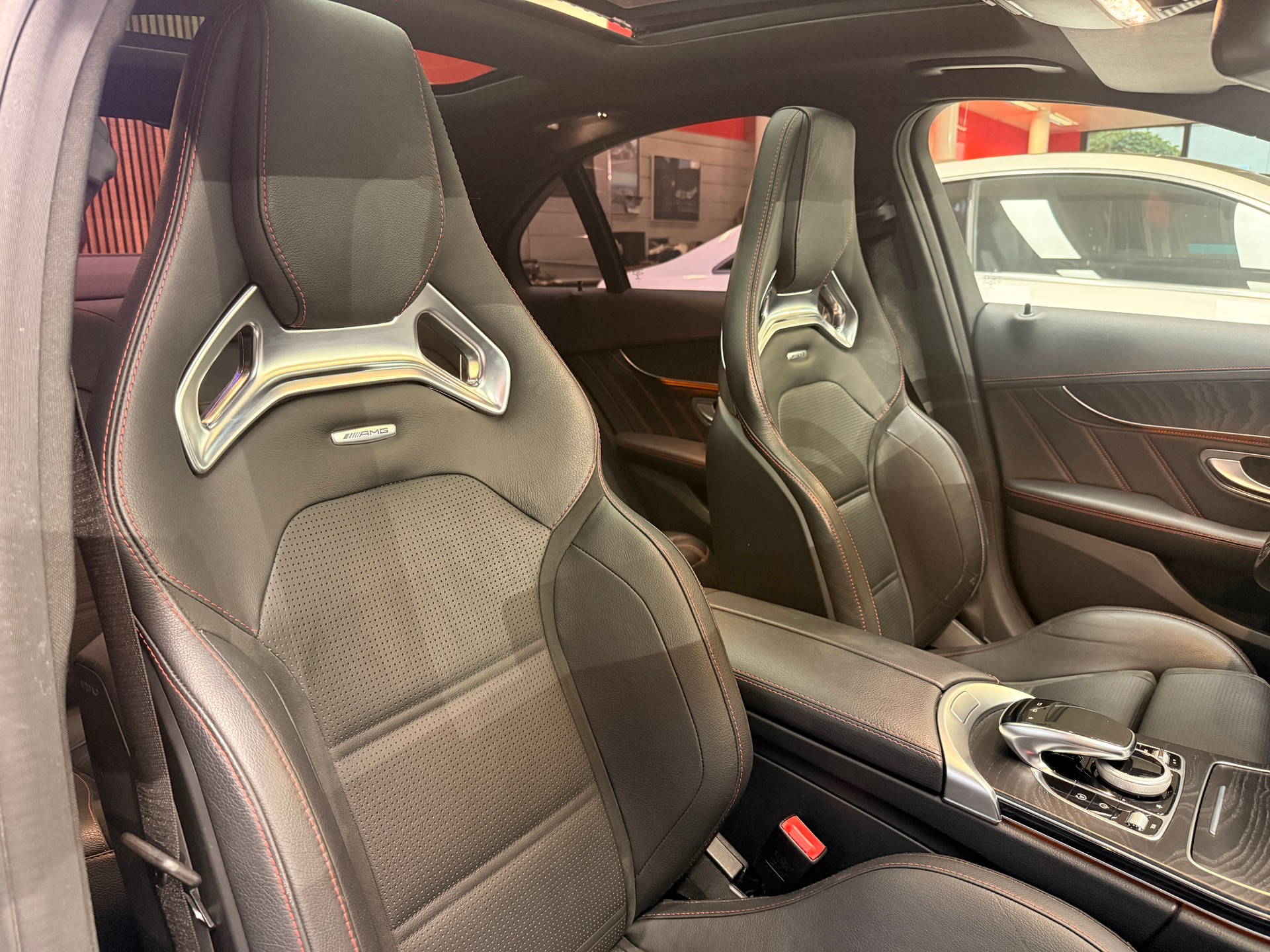 MERCEDES-BENZ C 450 AMG (C43) 4matic-image-9