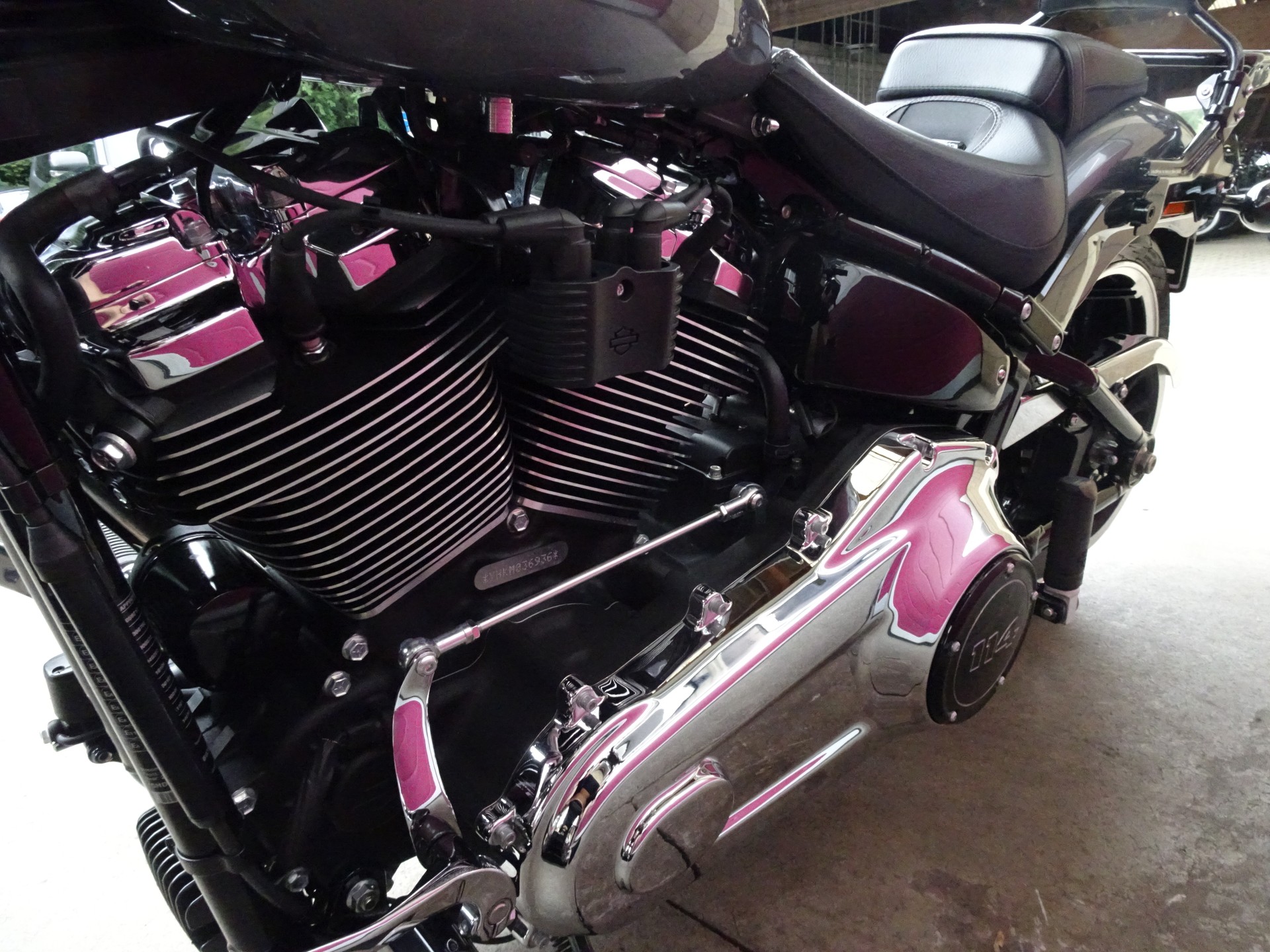 HARLEY-DAVIDSON FXBRS Breakout 114-image-12
