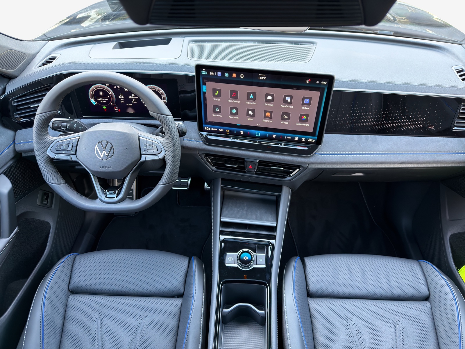 VW Tiguan 2.0 TSI DSG R-Line 4Motion-image-8