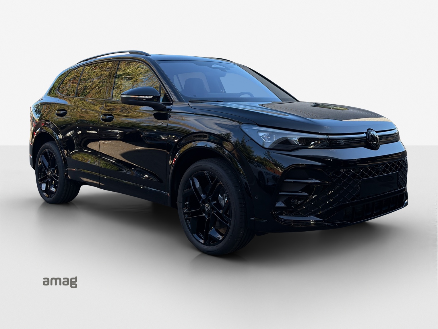 VW Tiguan 2.0 TSI DSG R-Line 4Motion-image-5
