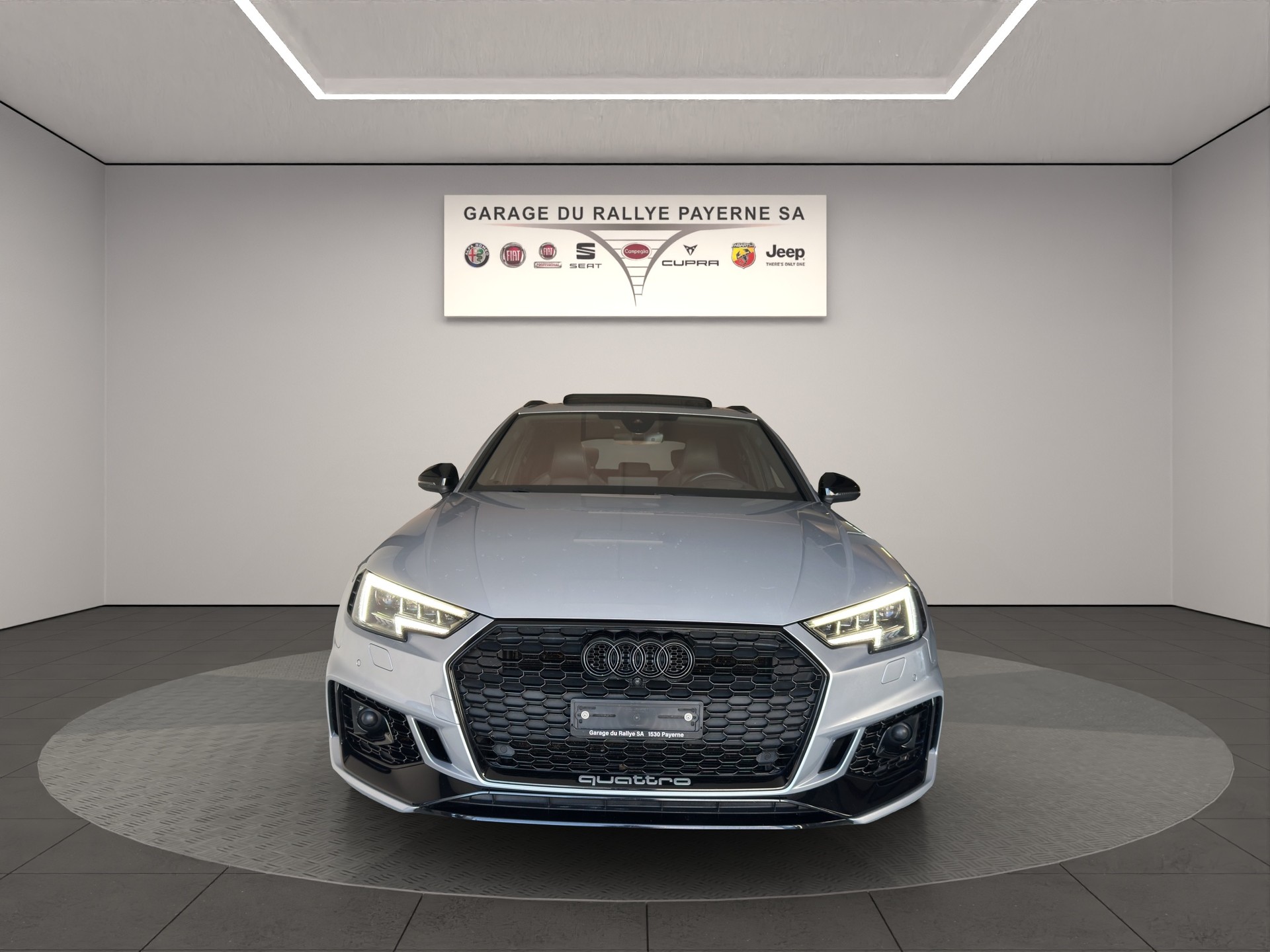 AUDI RS4 Avant 2.9 TFSI quattro tiptronic-image-0