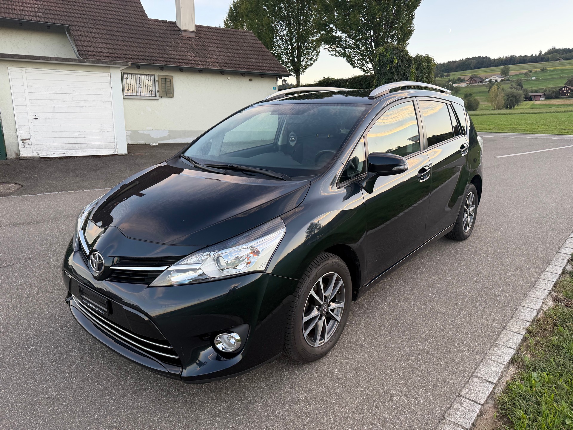 TOYOTA Verso 1.8 Trend-image-2