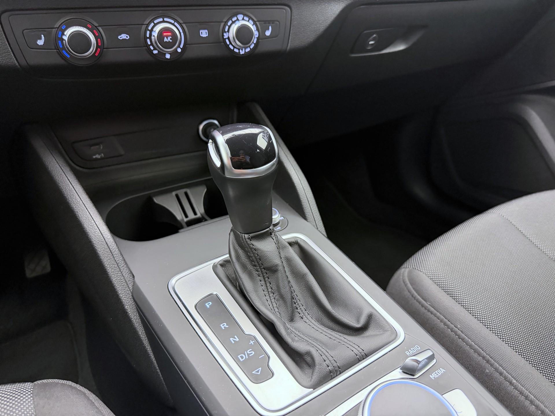 AUDI Q2 35 TFSI advanced S-tronic-image-12