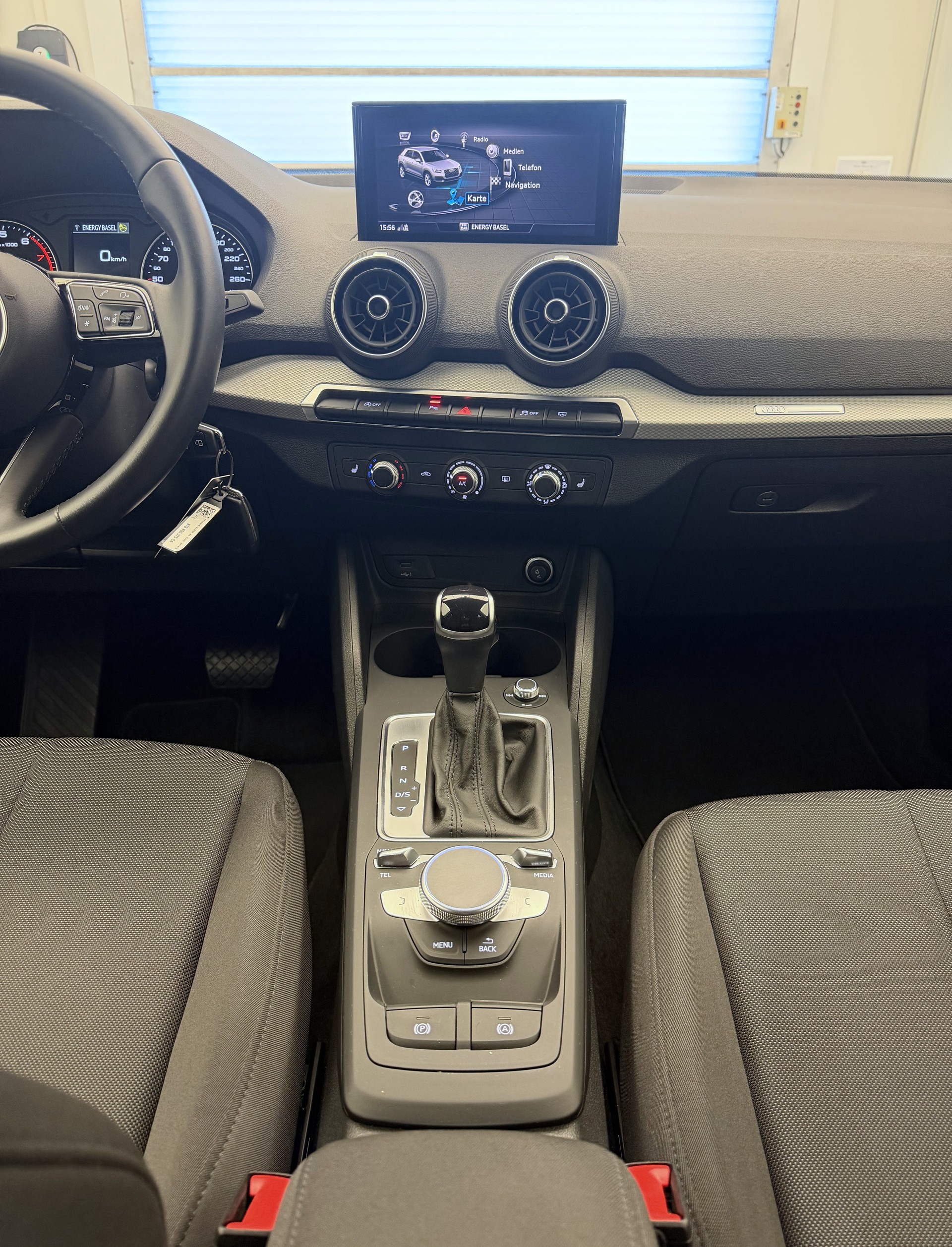 AUDI Q2 35 TFSI advanced S-tronic-image-10