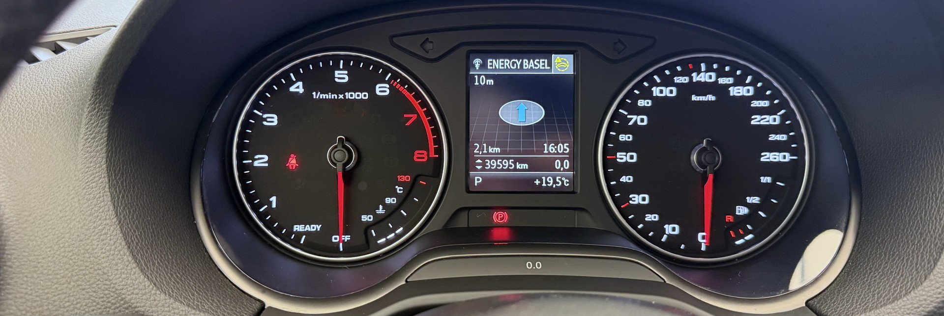 AUDI Q2 35 TFSI advanced S-tronic-image-9