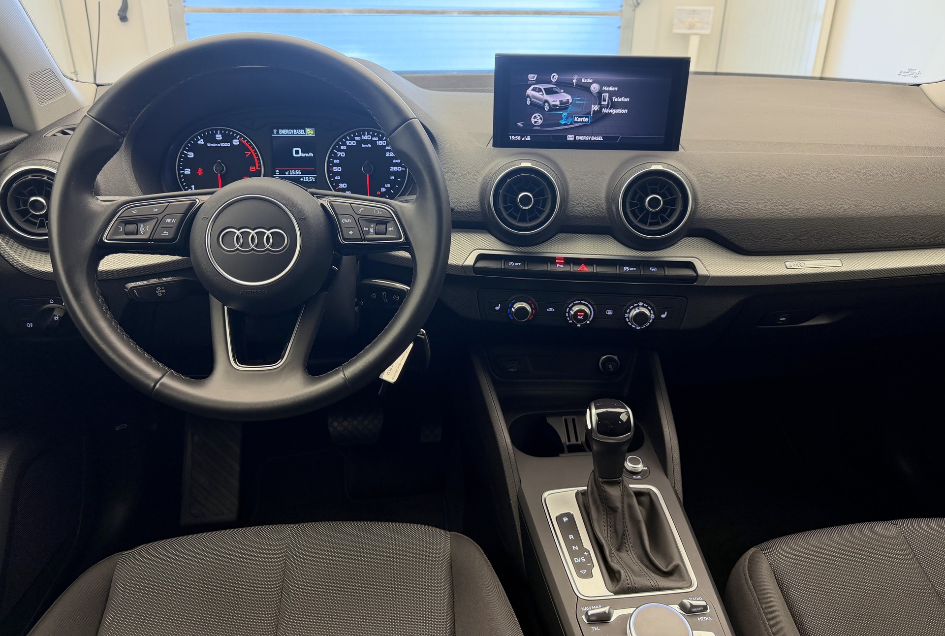 AUDI Q2 35 TFSI advanced S-tronic-image-7
