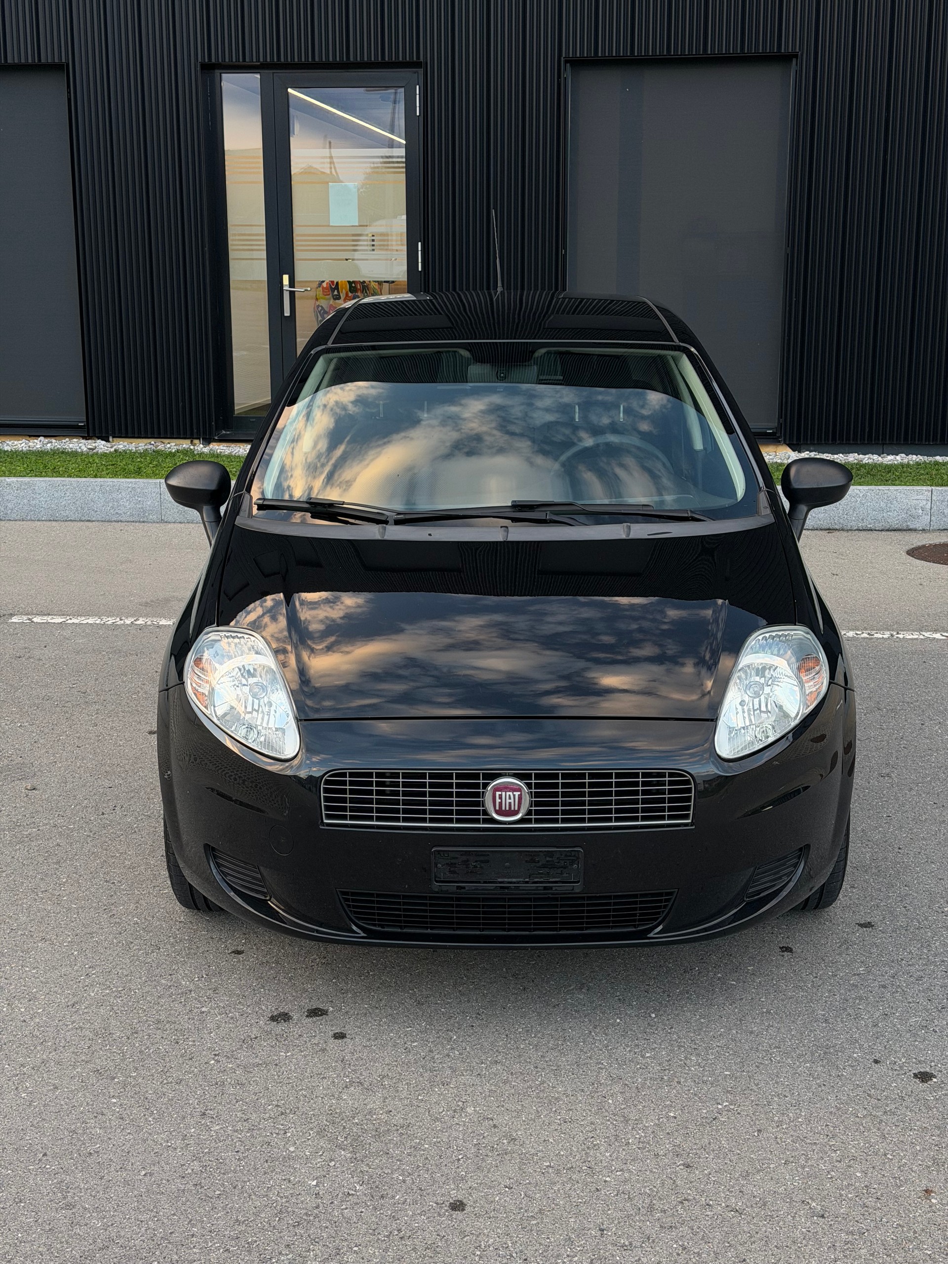 FIAT Punto 1.4 Dynamic-image-1