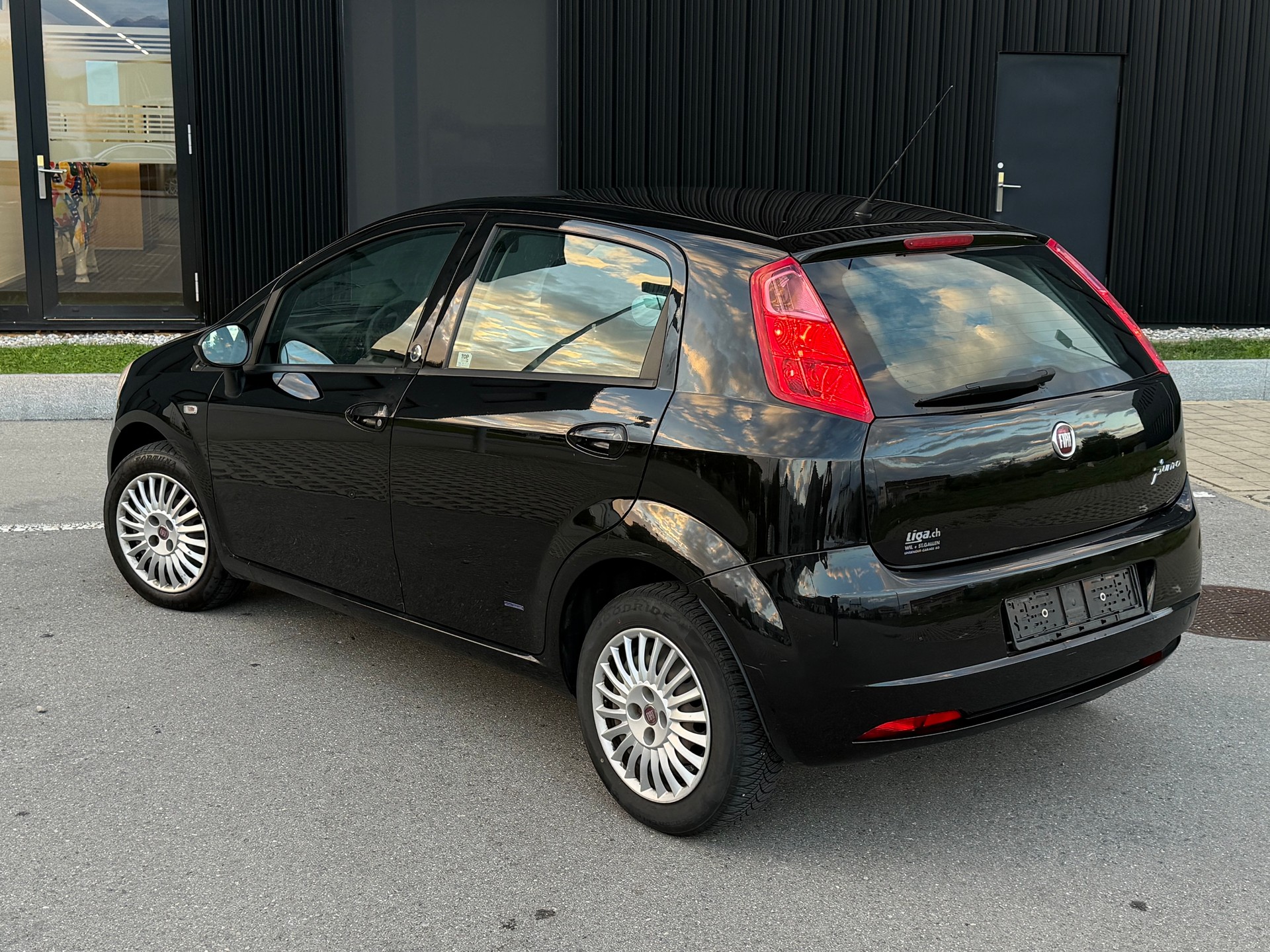 FIAT Punto 1.4 Dynamic-image-7
