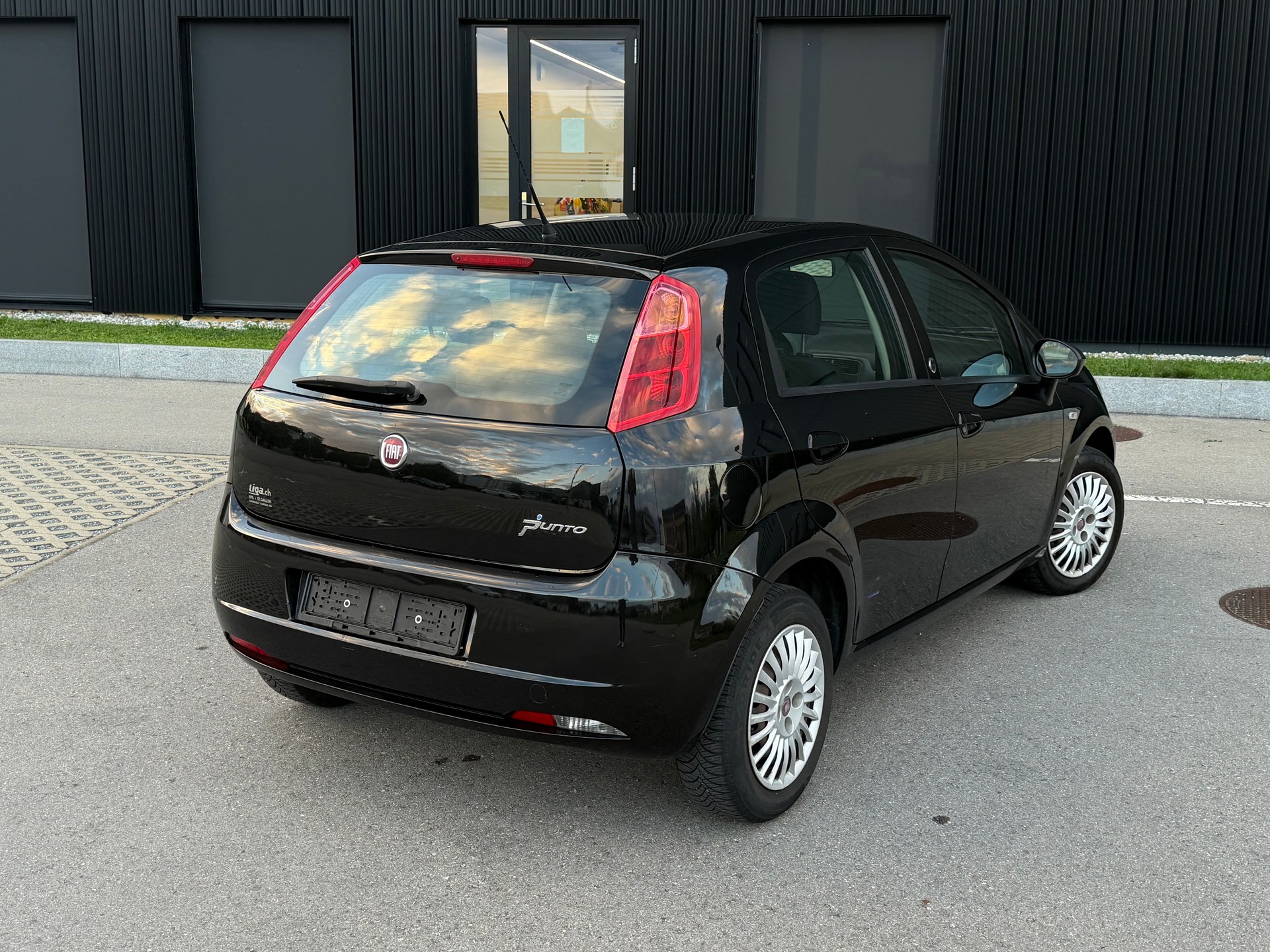 FIAT Punto 1.4 Dynamic-image-5